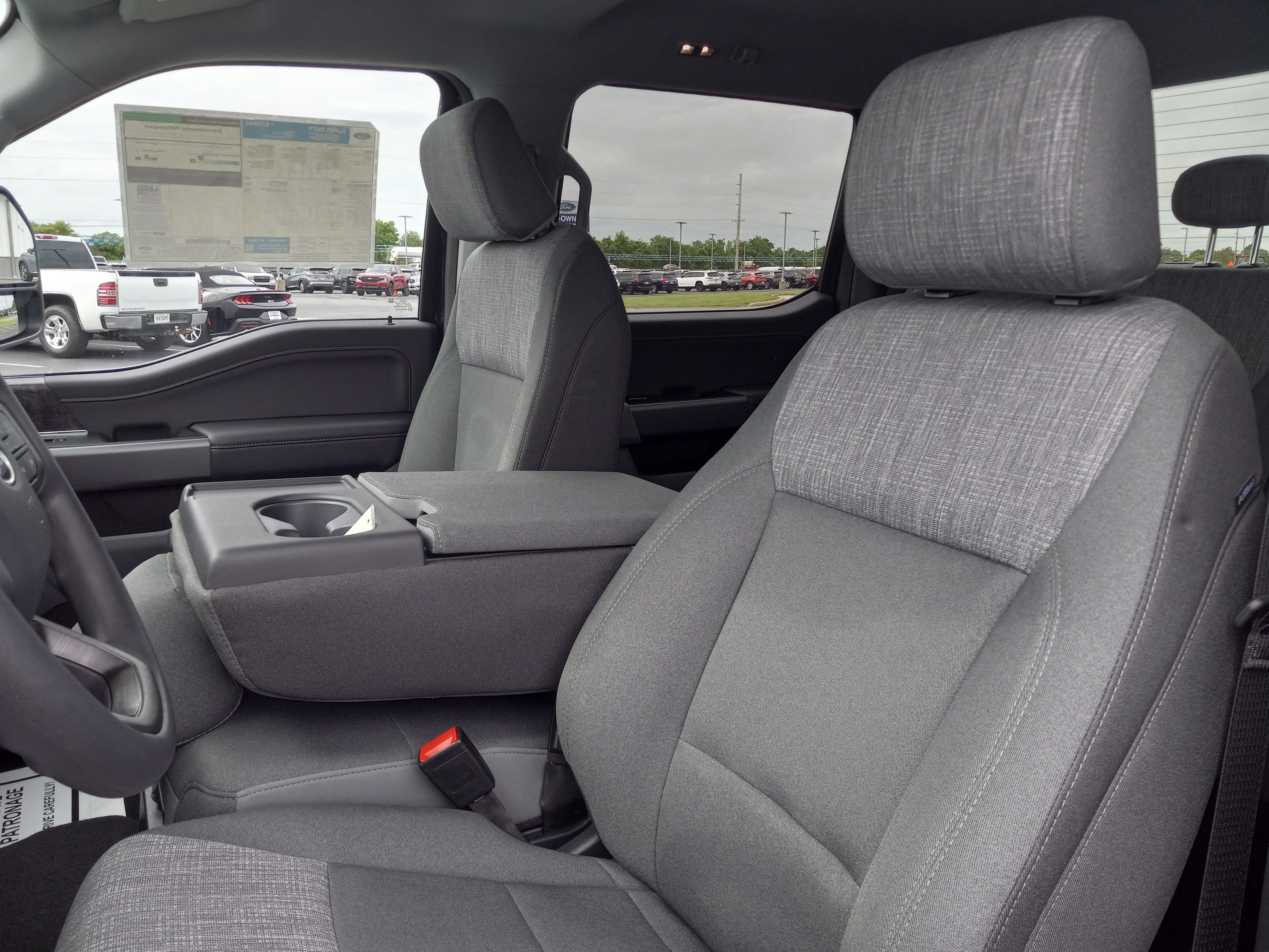 2025 Ford Super Duty F-250 SRW XLT