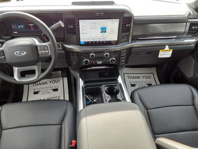 2025 Ford Super Duty F-250 SRW F-250® Lariat®