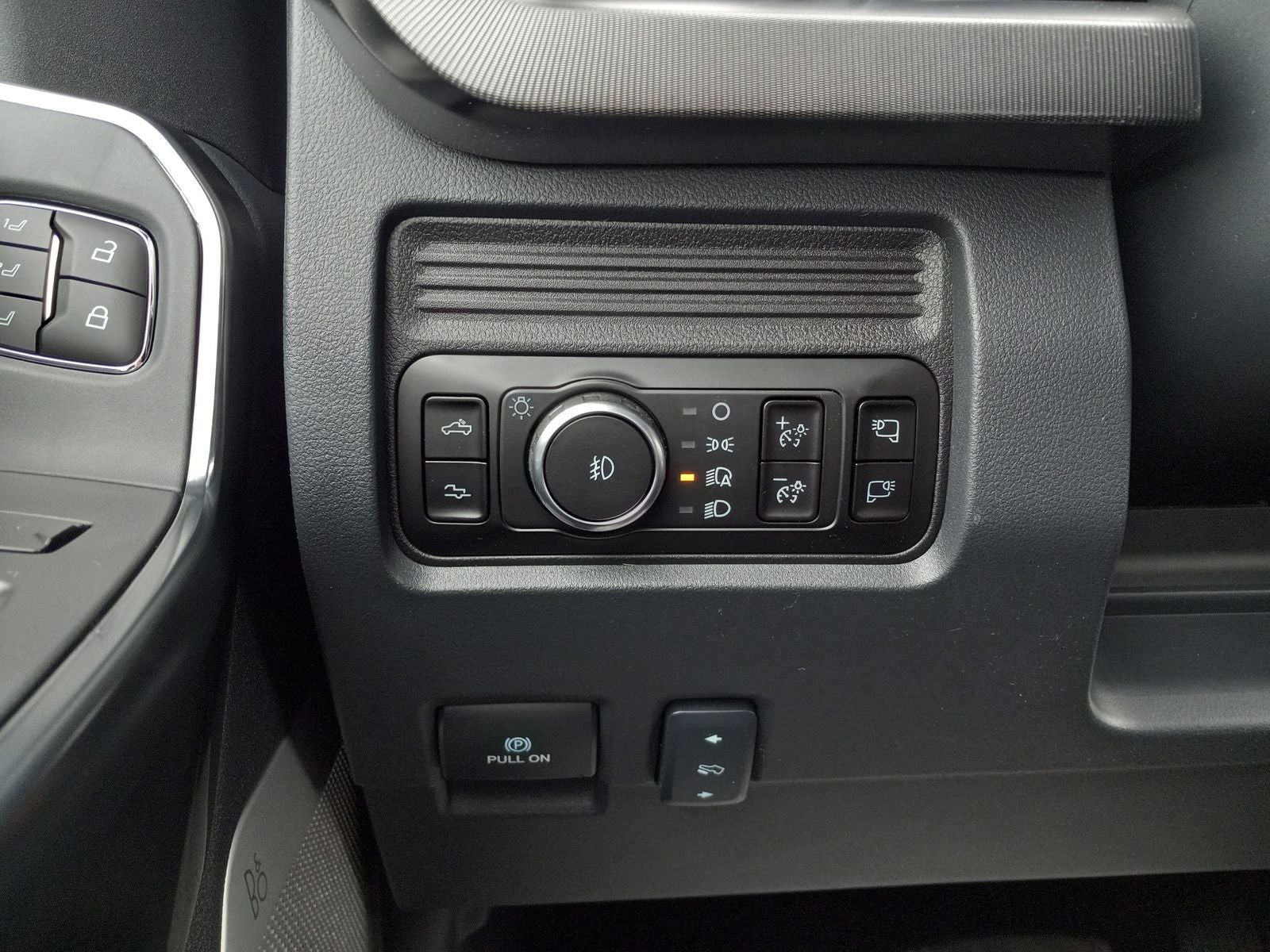 2026 Ford Super Duty F-250 SRW Platinum 4WD Crew Cab 6.75' Box