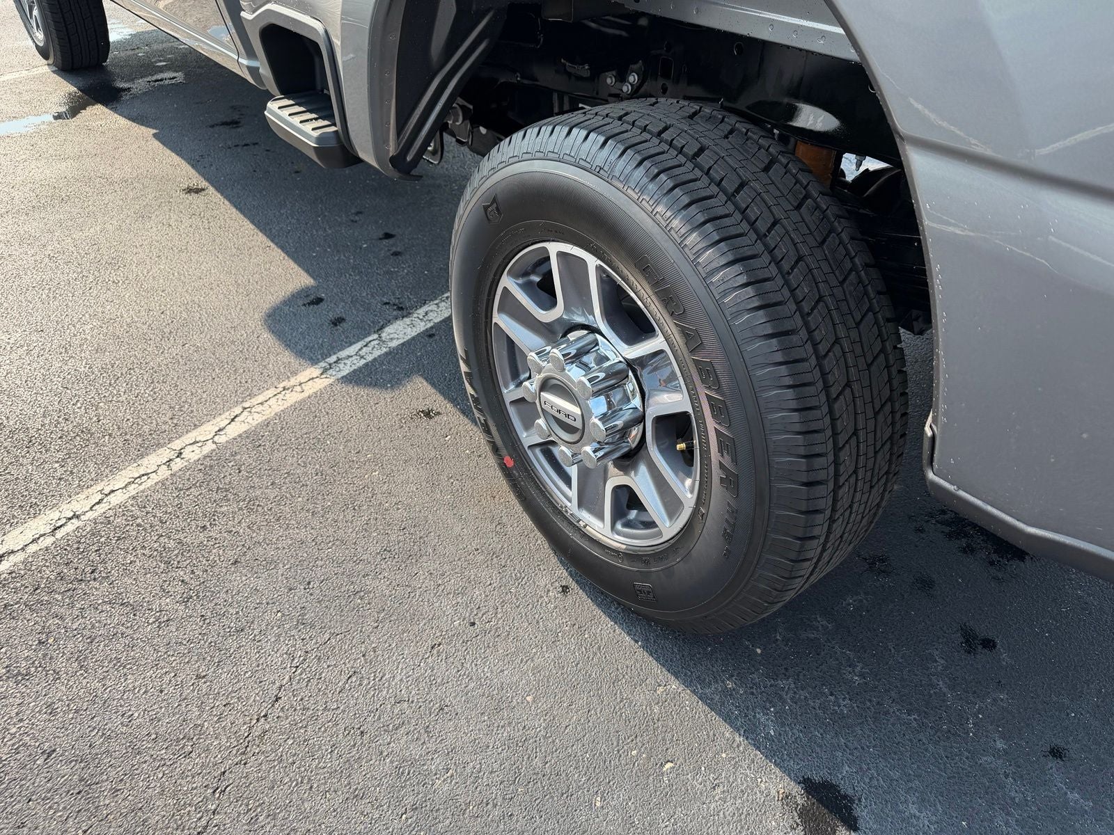 2026 Ford Super Duty F-350 SRW Lariat