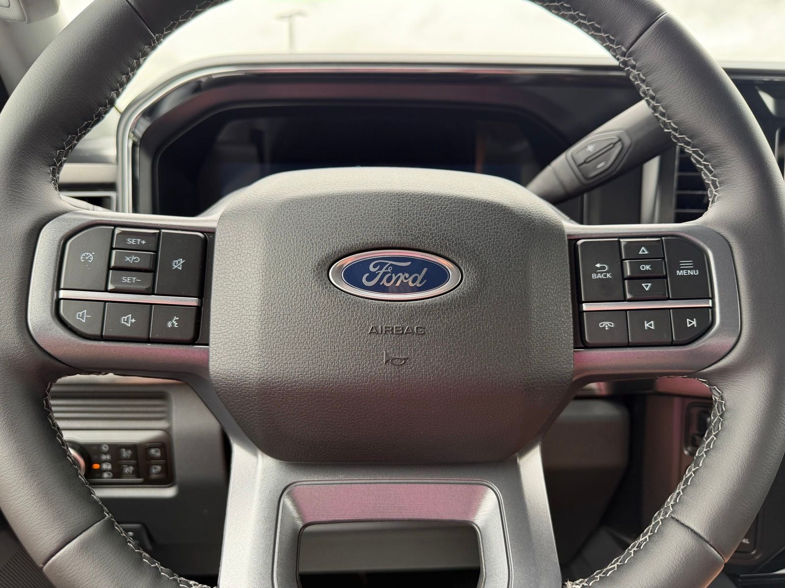 2026 Ford Super Duty F-350 SRW Lariat