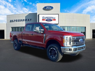 2026 Ford Super Duty F-350 SRW XLT 4WD Crew Cab 6.75' Box