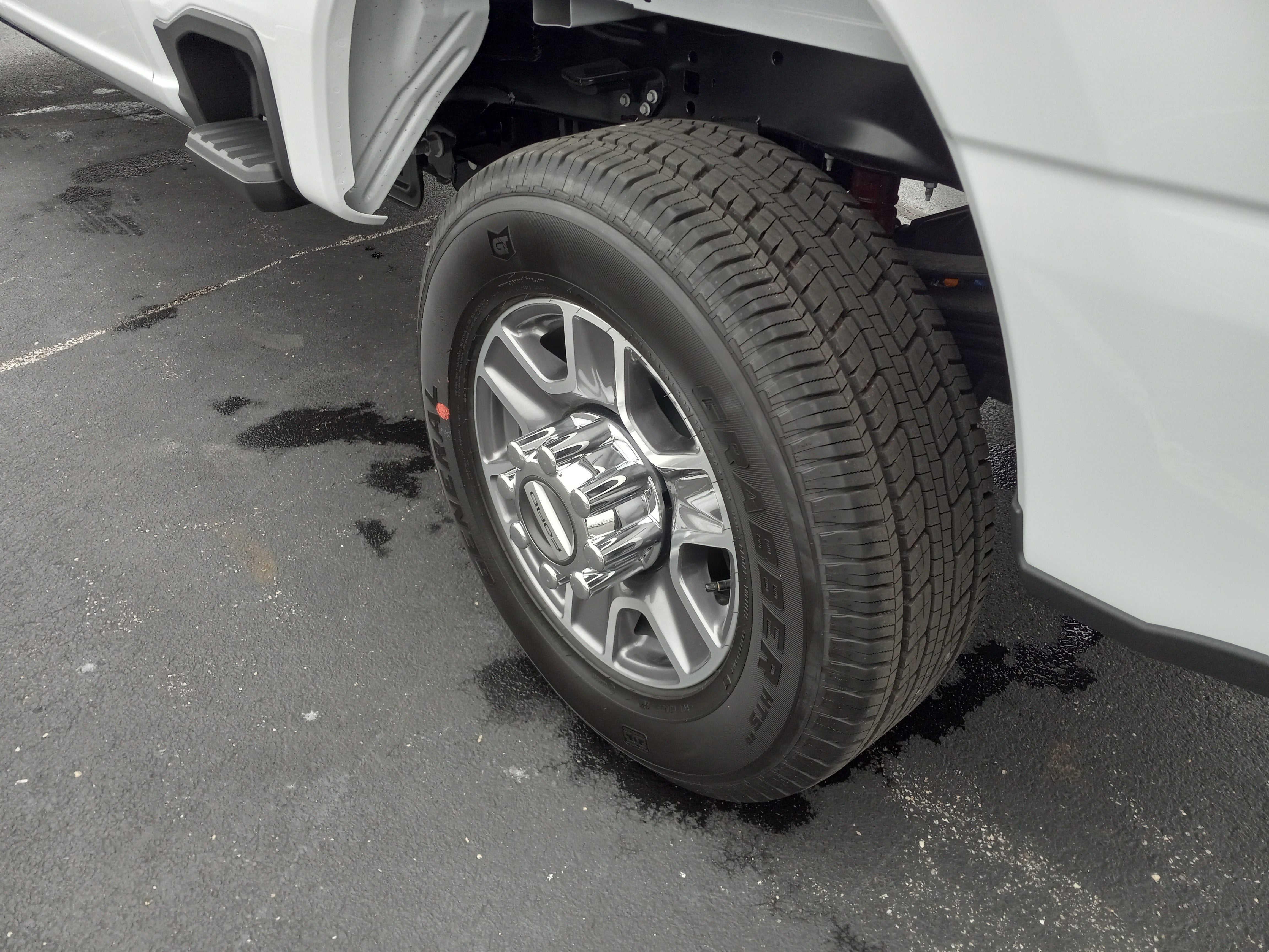 2026 Ford Super Duty F-350 SRW LARIAT 4WD Crew Cab 8' Box