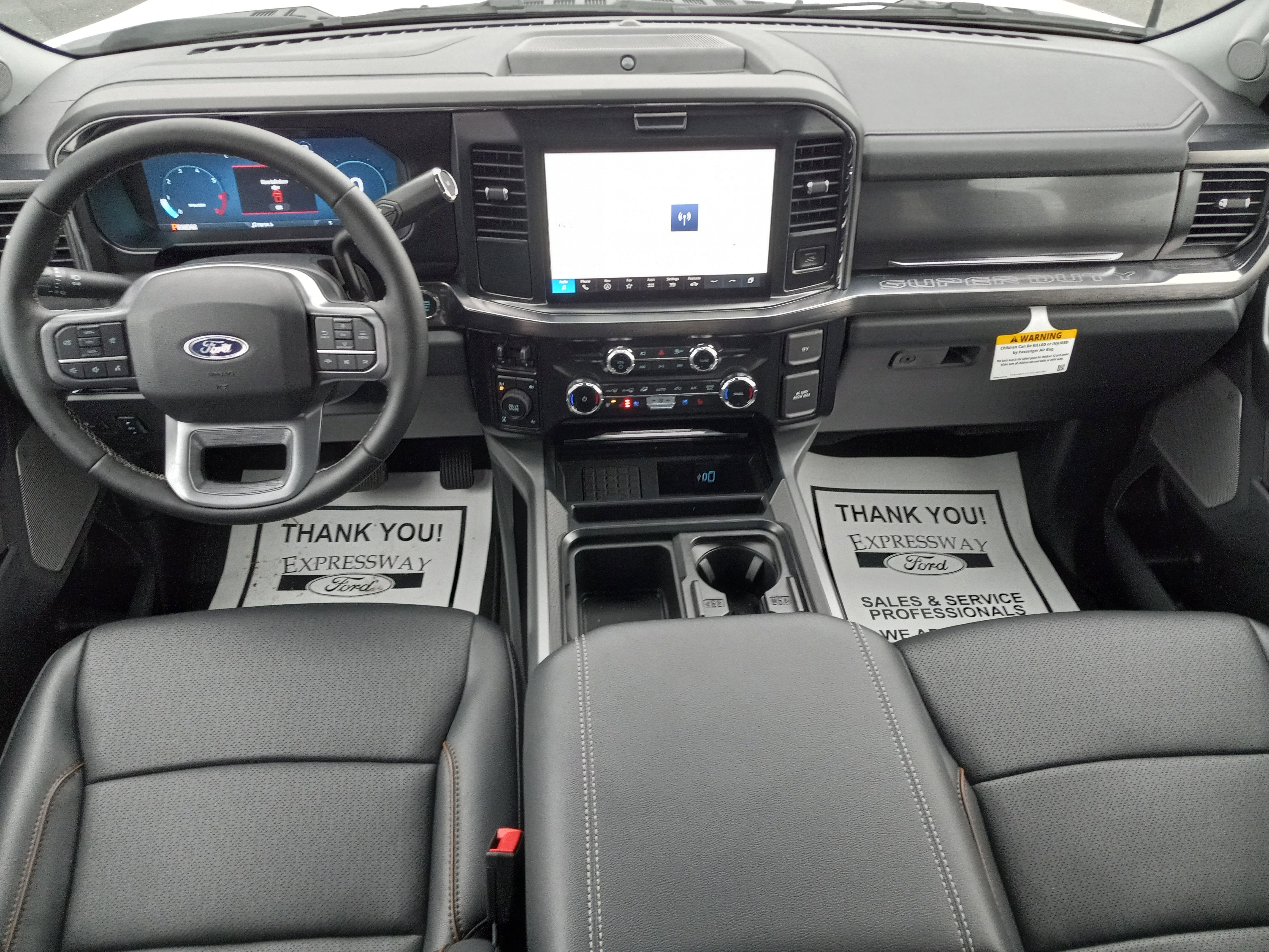 2026 Ford Super Duty F-350 SRW LARIAT 4WD Crew Cab 8' Box