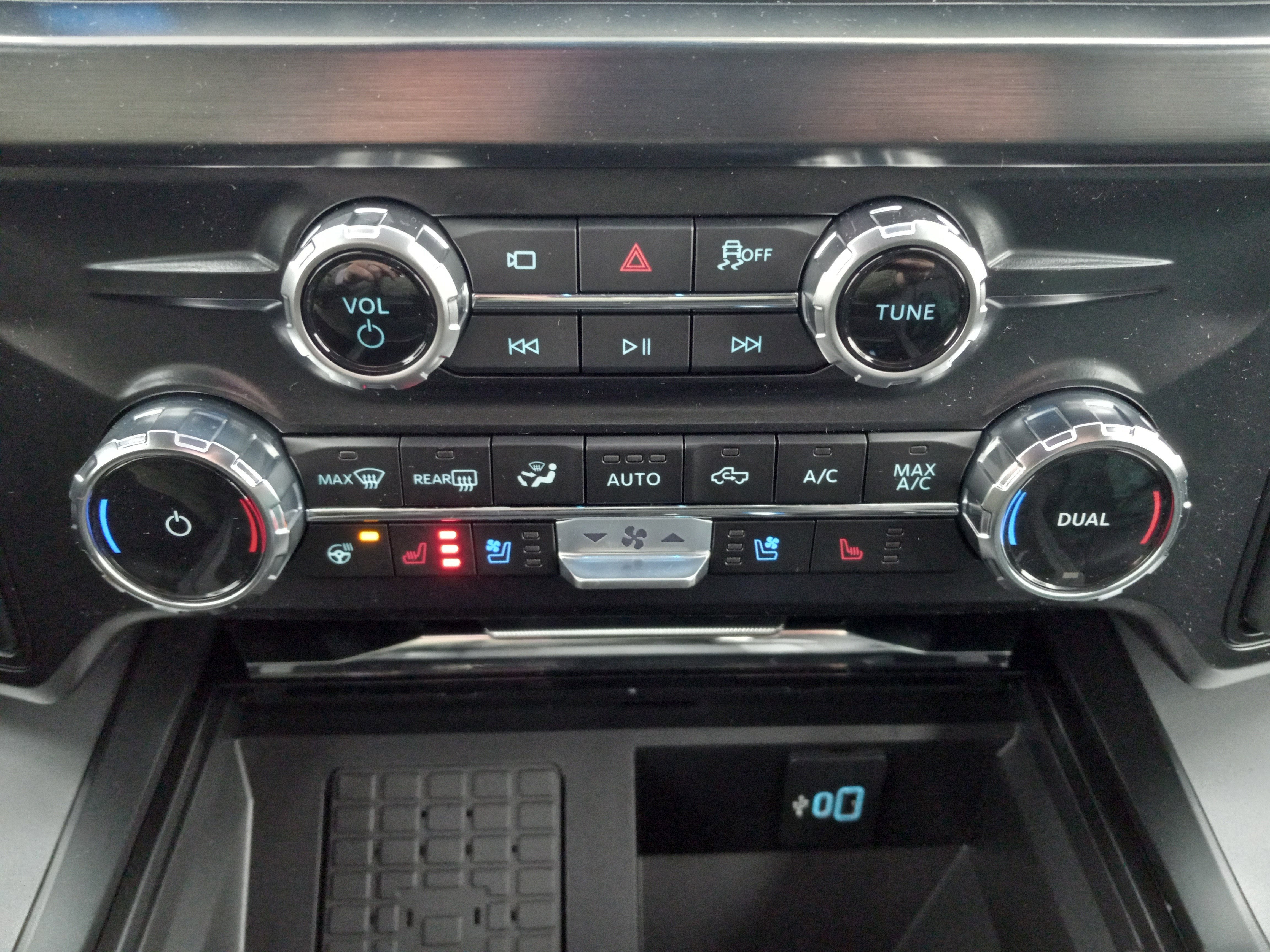 2026 Ford Super Duty F-350 SRW LARIAT 4WD Crew Cab 8' Box