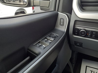 2026 Ford Super Duty F-350 SRW XLT 4WD Crew Cab 6.75' Box