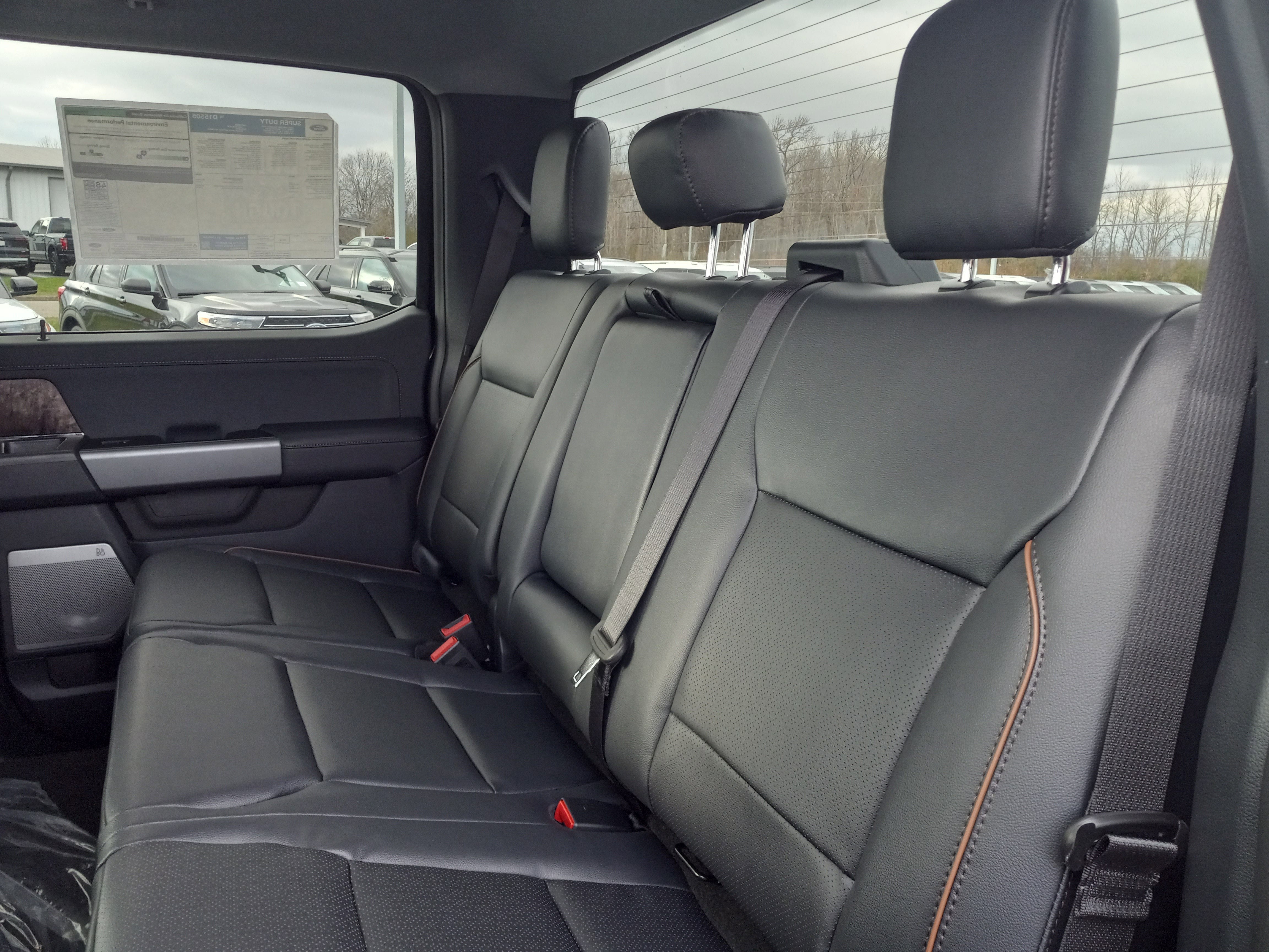 2026 Ford Super Duty F-350 SRW LARIAT 4WD Crew Cab 8' Box