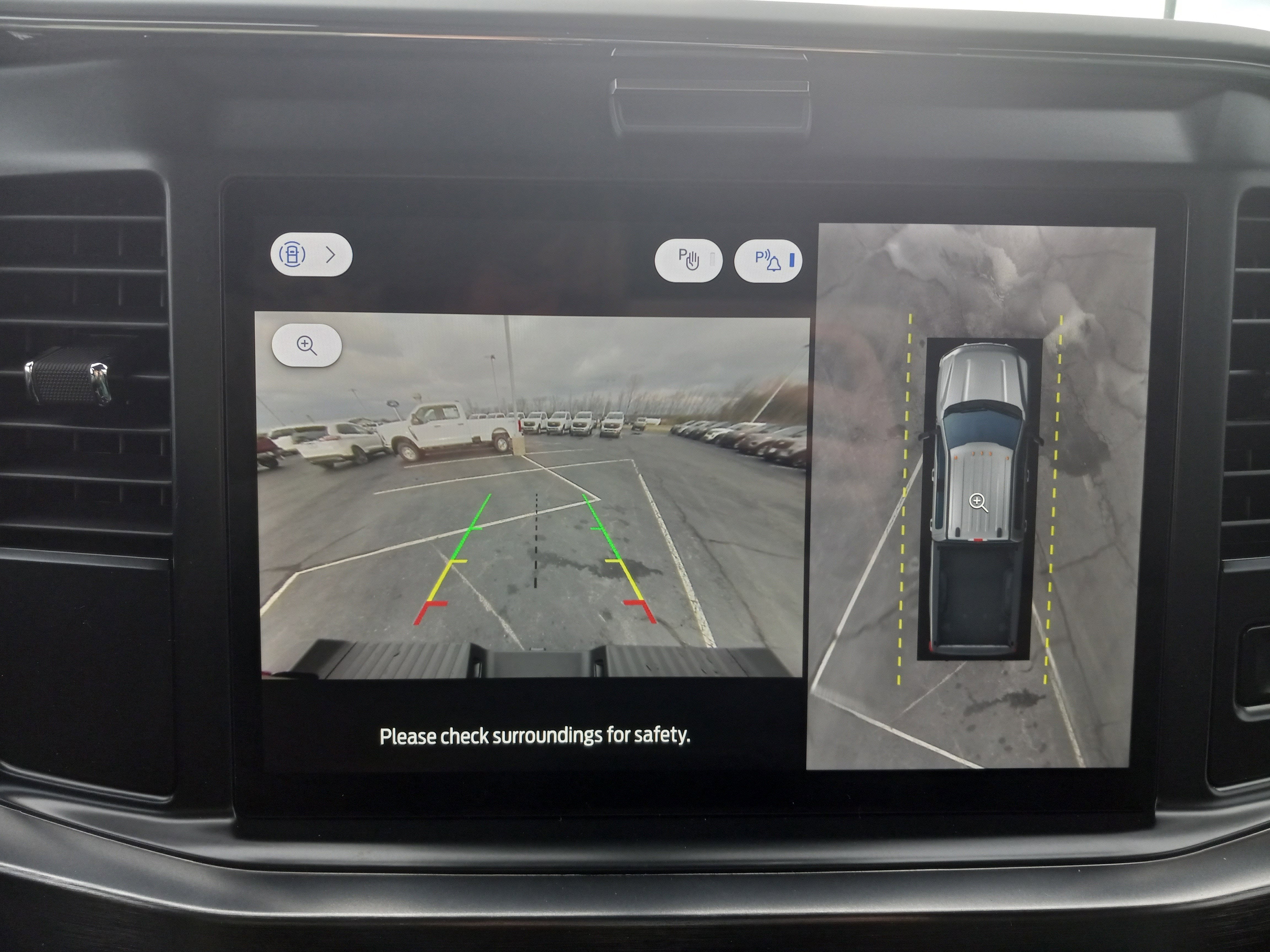 2026 Ford Super Duty F-350 SRW LARIAT 4WD Crew Cab 8' Box