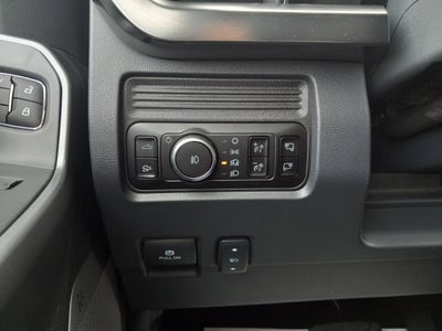 2026 Ford Super Duty F-350 SRW LARIAT 4WD Crew Cab 8' Box