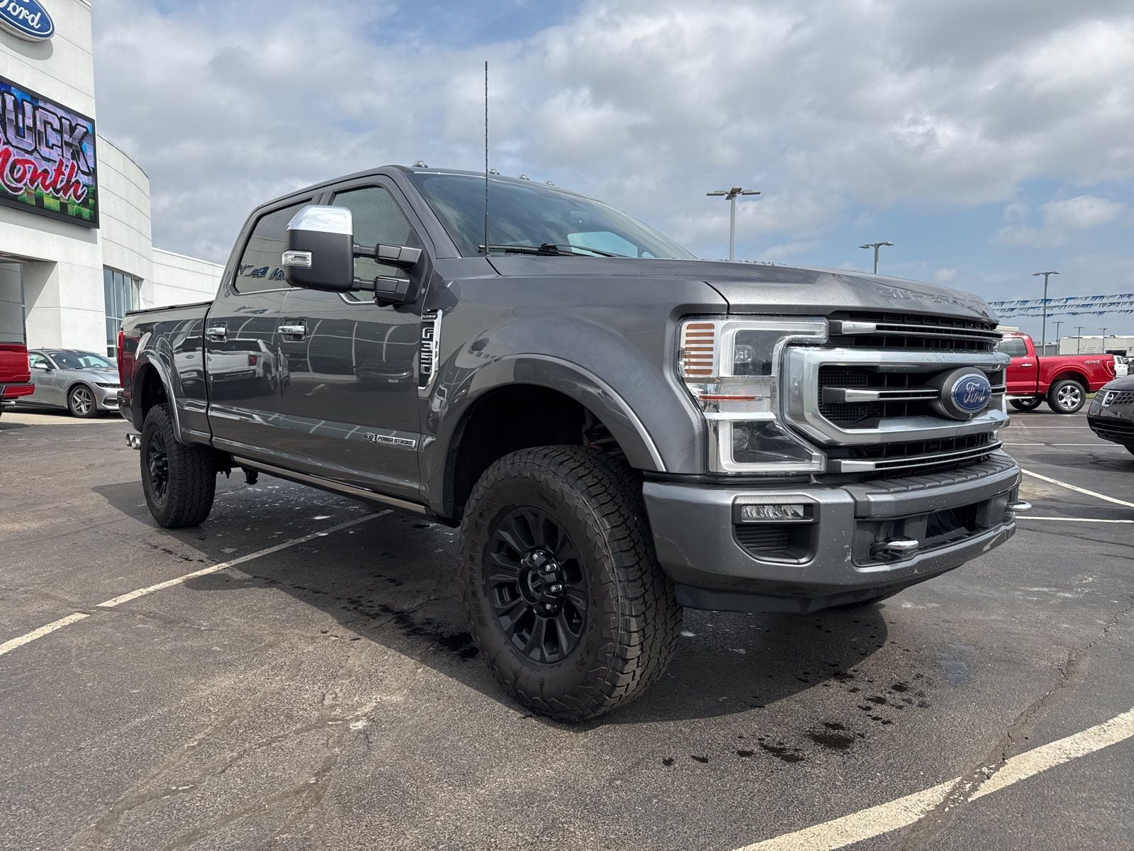2022 Ford F-350SD Platinum
