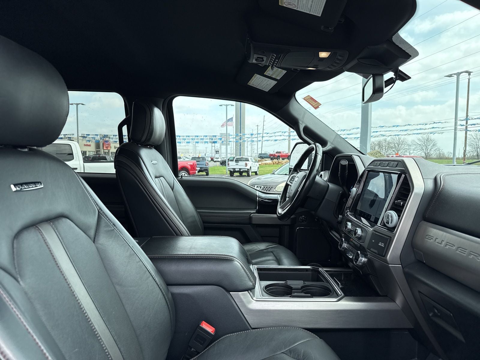 2022 Ford F-350SD Platinum