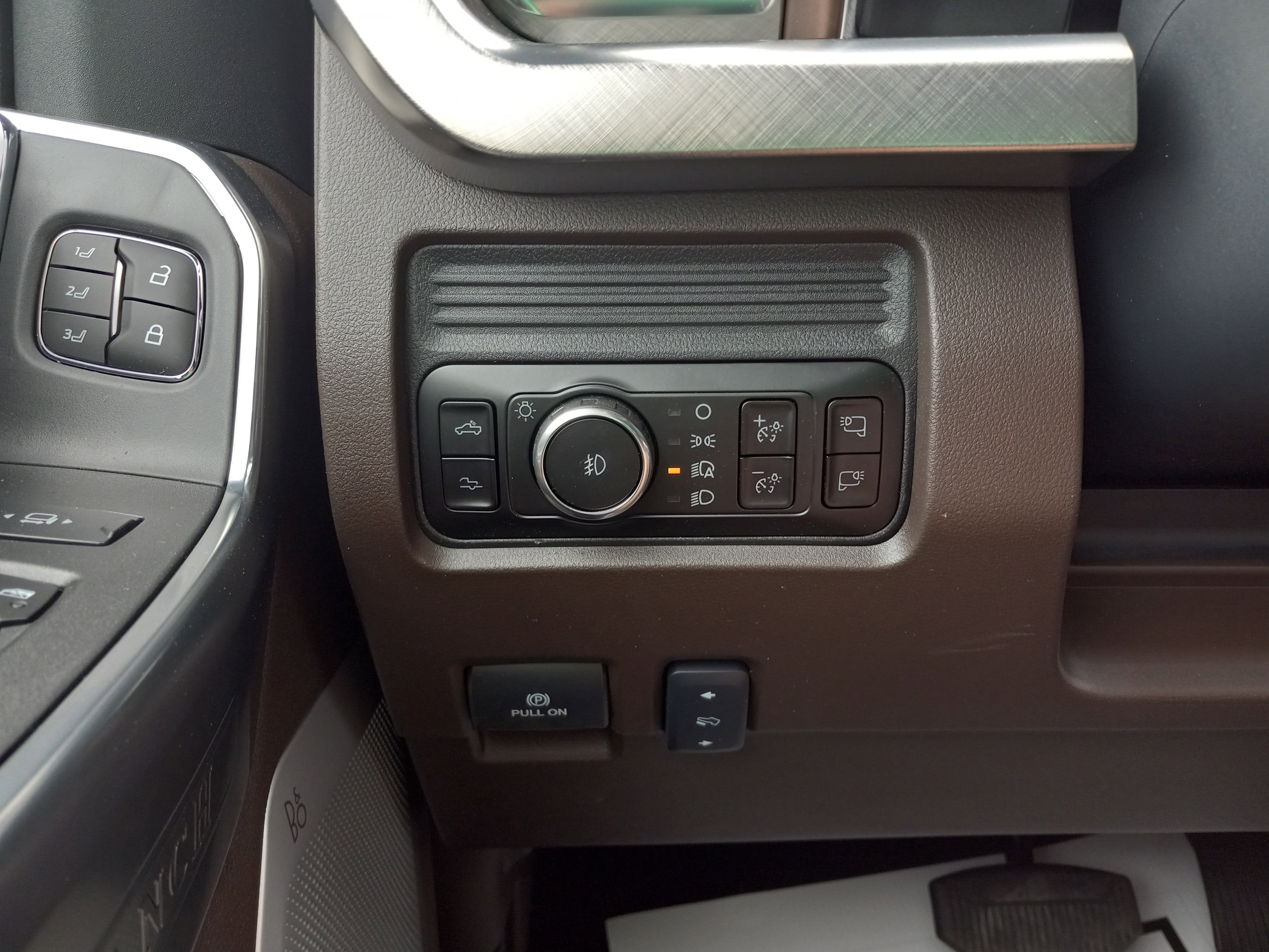 2025 Ford Super Duty F-350 SRW King Ranch 4WD Crew Cab 6.75' Box