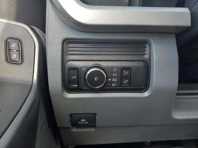 2026 Ford Super Duty F-250 SRW XL 4WD Reg Cab 8' Box