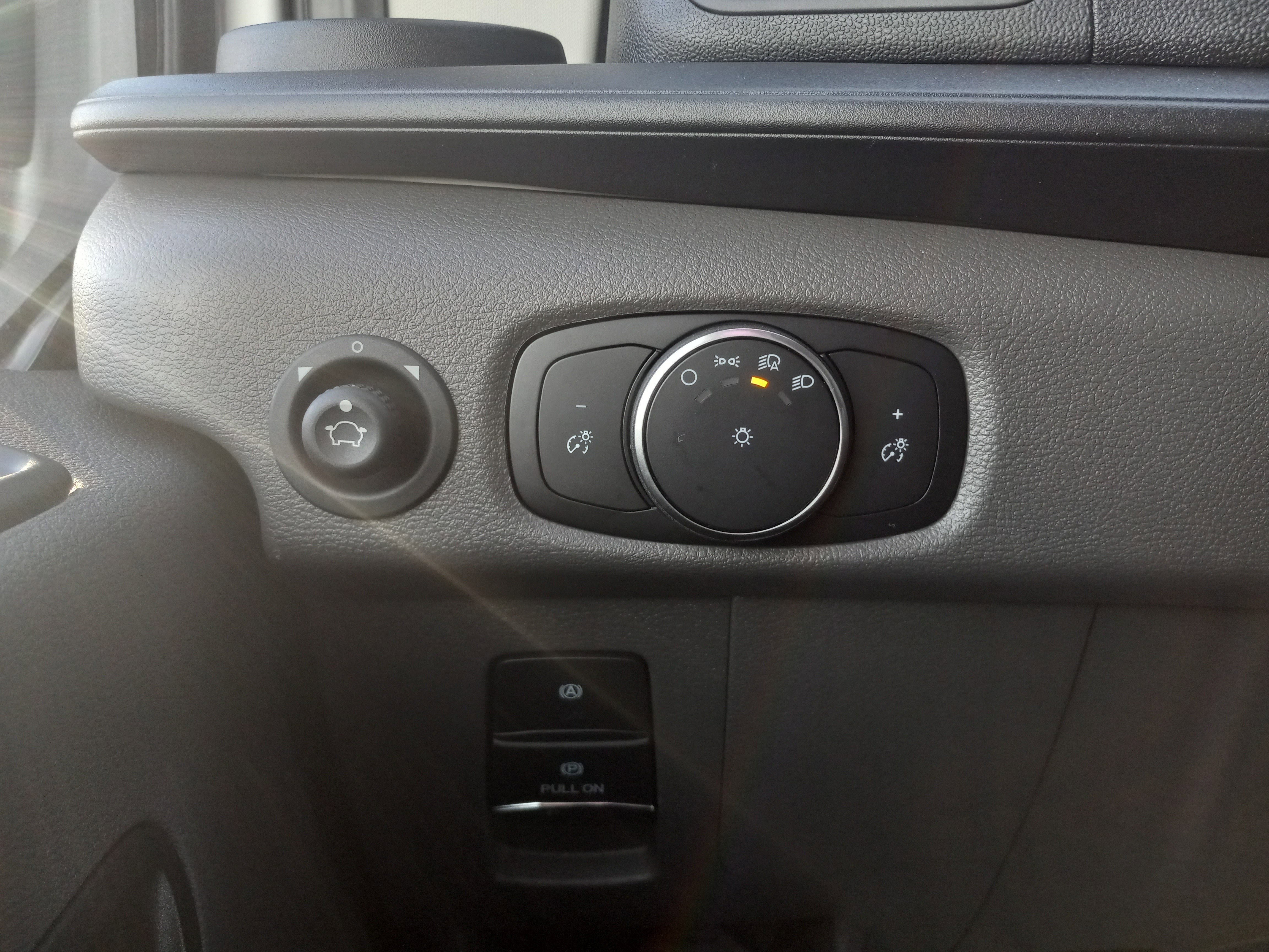 2026 Ford Transit Cargo Van T-350 HD 148" Med Rf 9950 GVWR RWD