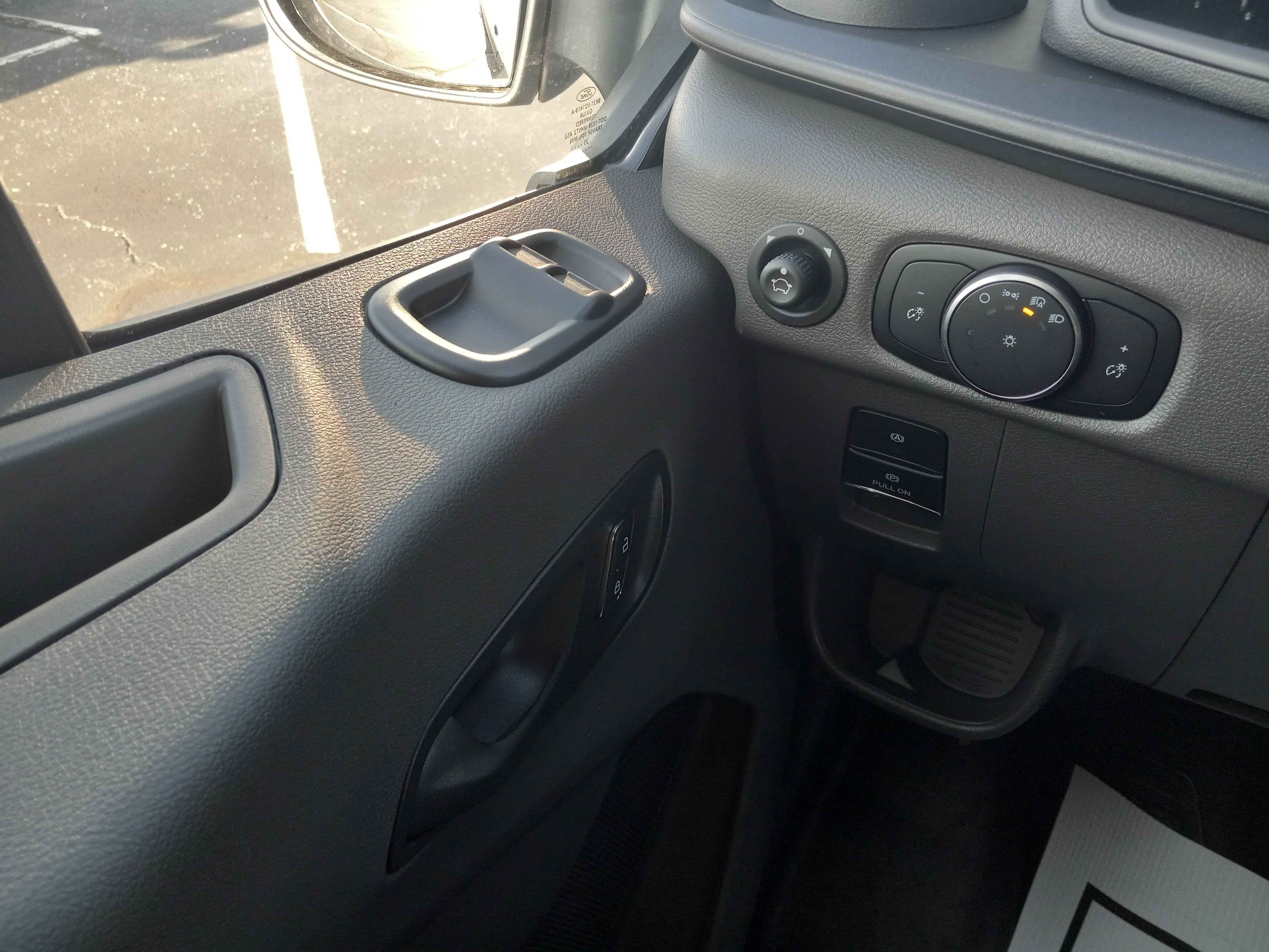 2026 Ford Transit Cargo Van T-350 HD 148" Med Rf 9950 GVWR RWD