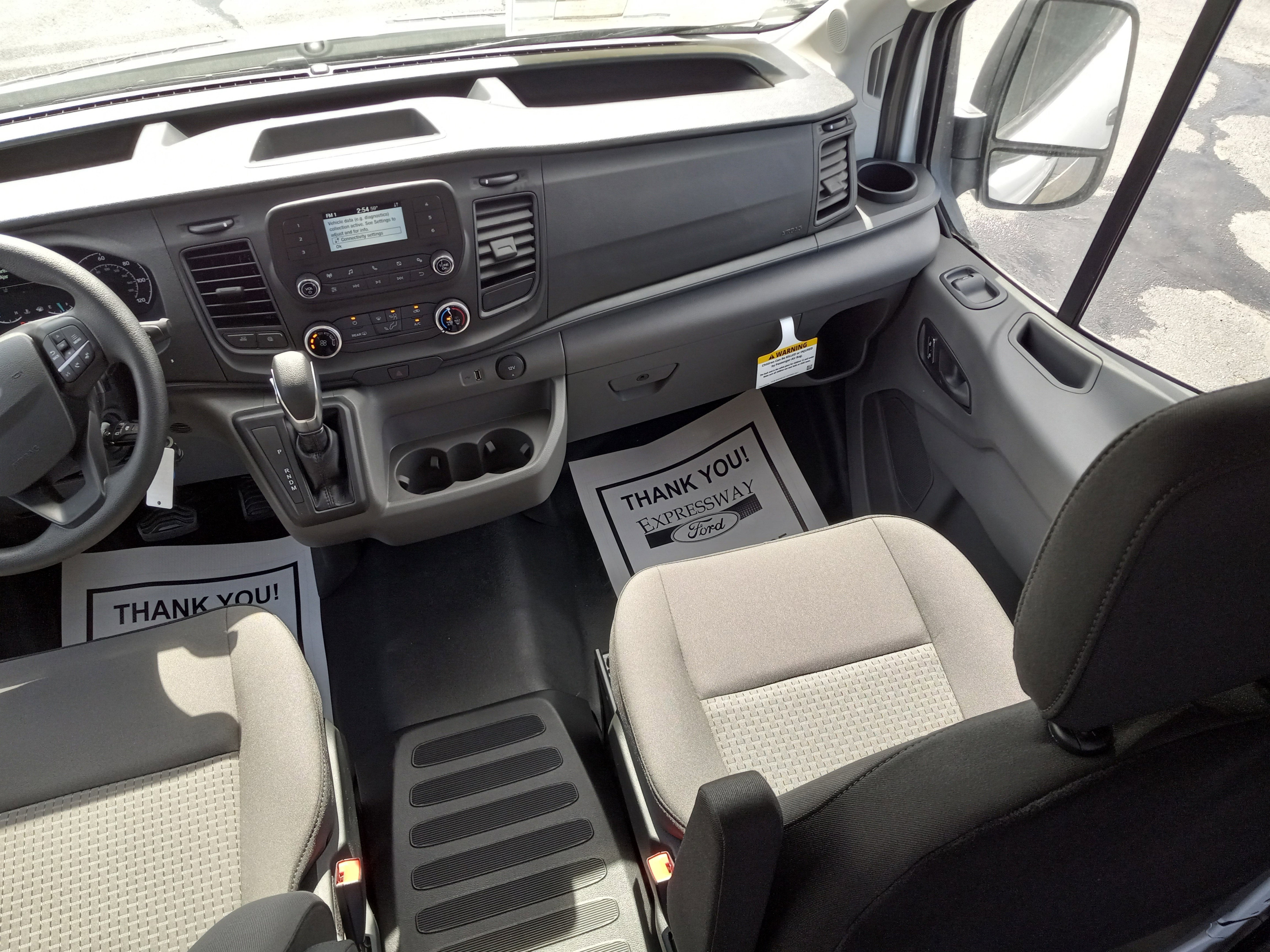 2025 Ford Transit Cargo Van T-250 148" Med Rf 9070 GVWR RWD