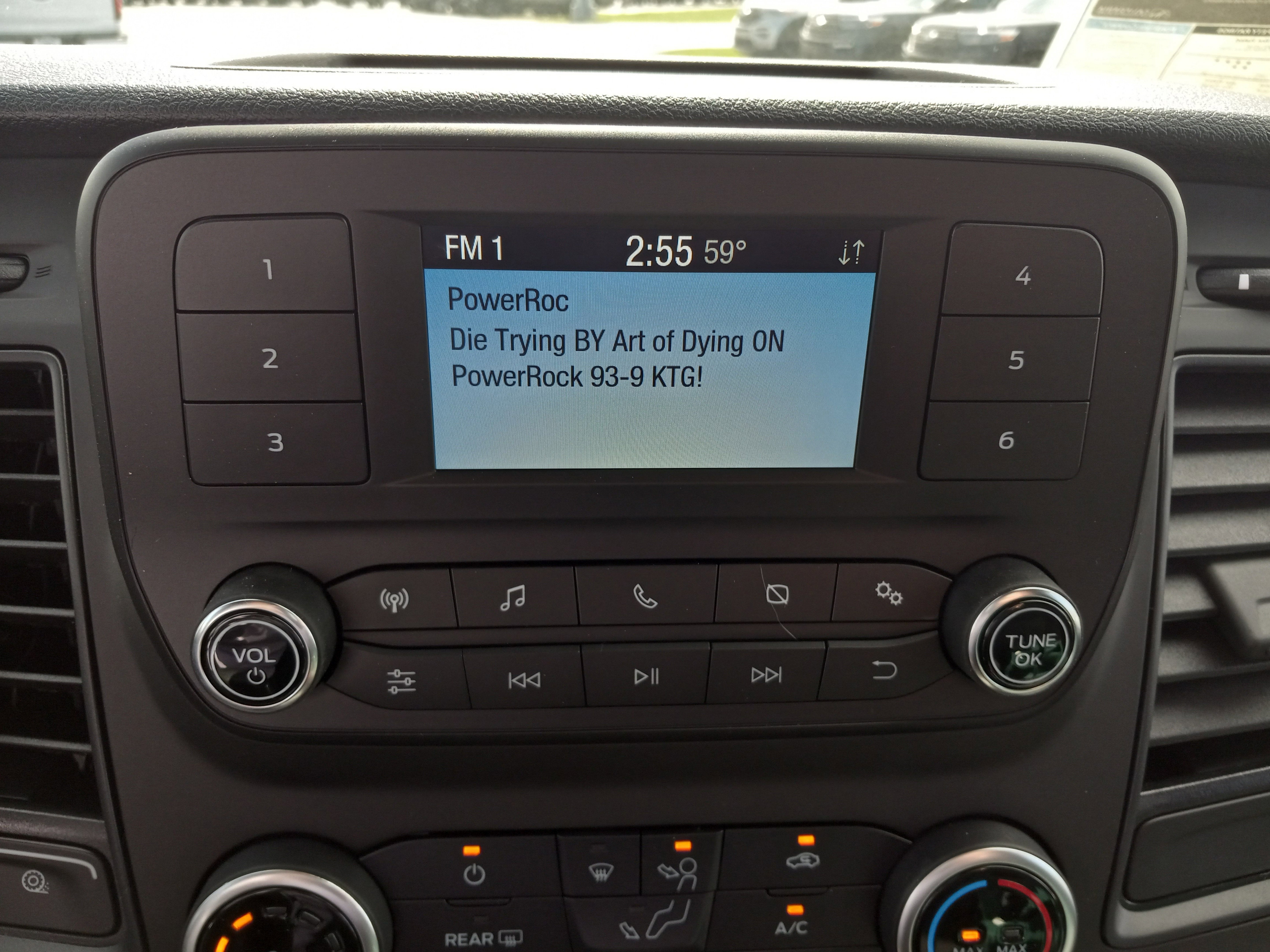 2025 Ford Transit Cargo Van T-250 148" Med Rf 9070 GVWR RWD