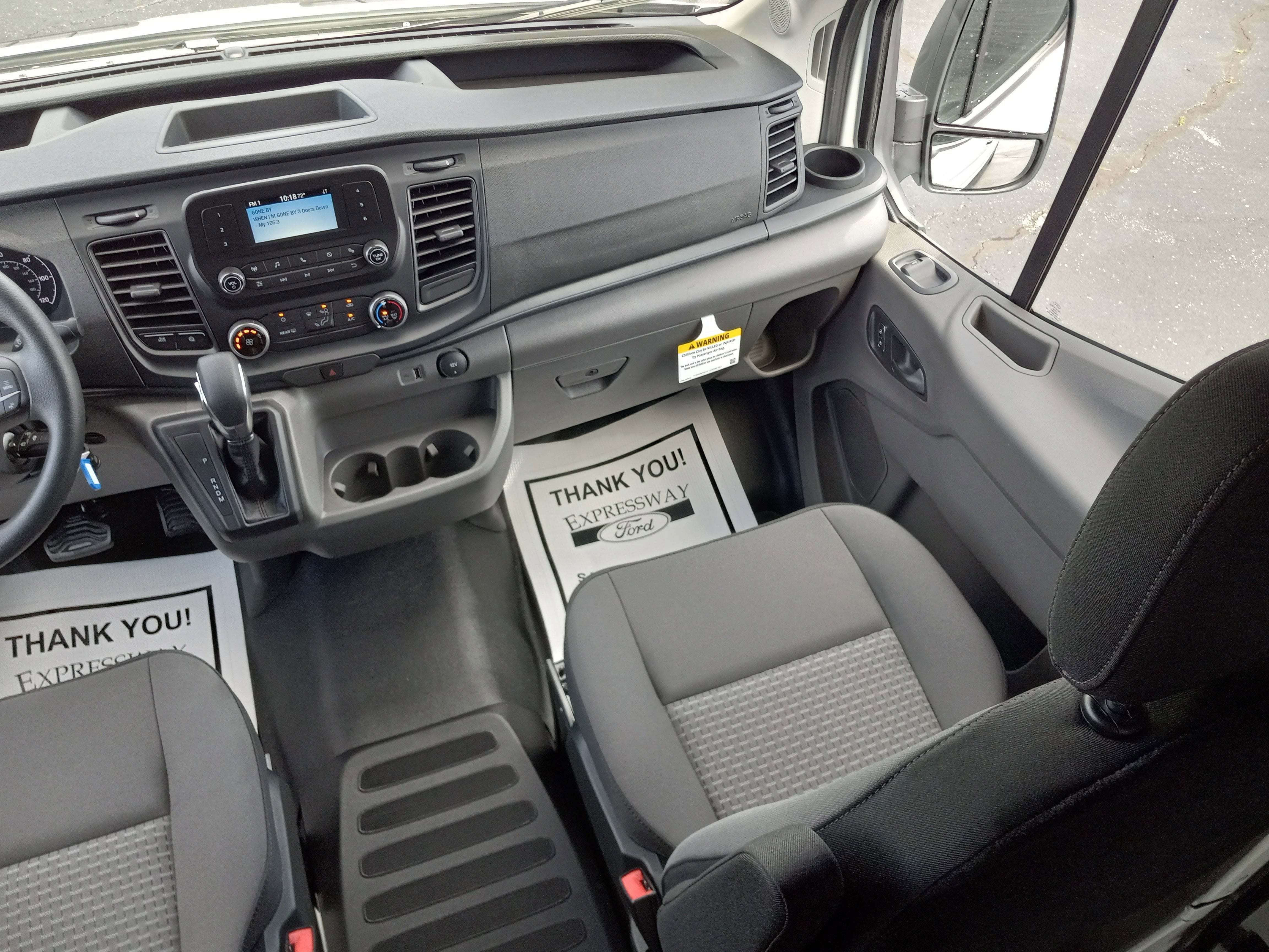 2025 Ford Transit Cargo Van T-250 148" Med Rf 9070 GVWR RWD