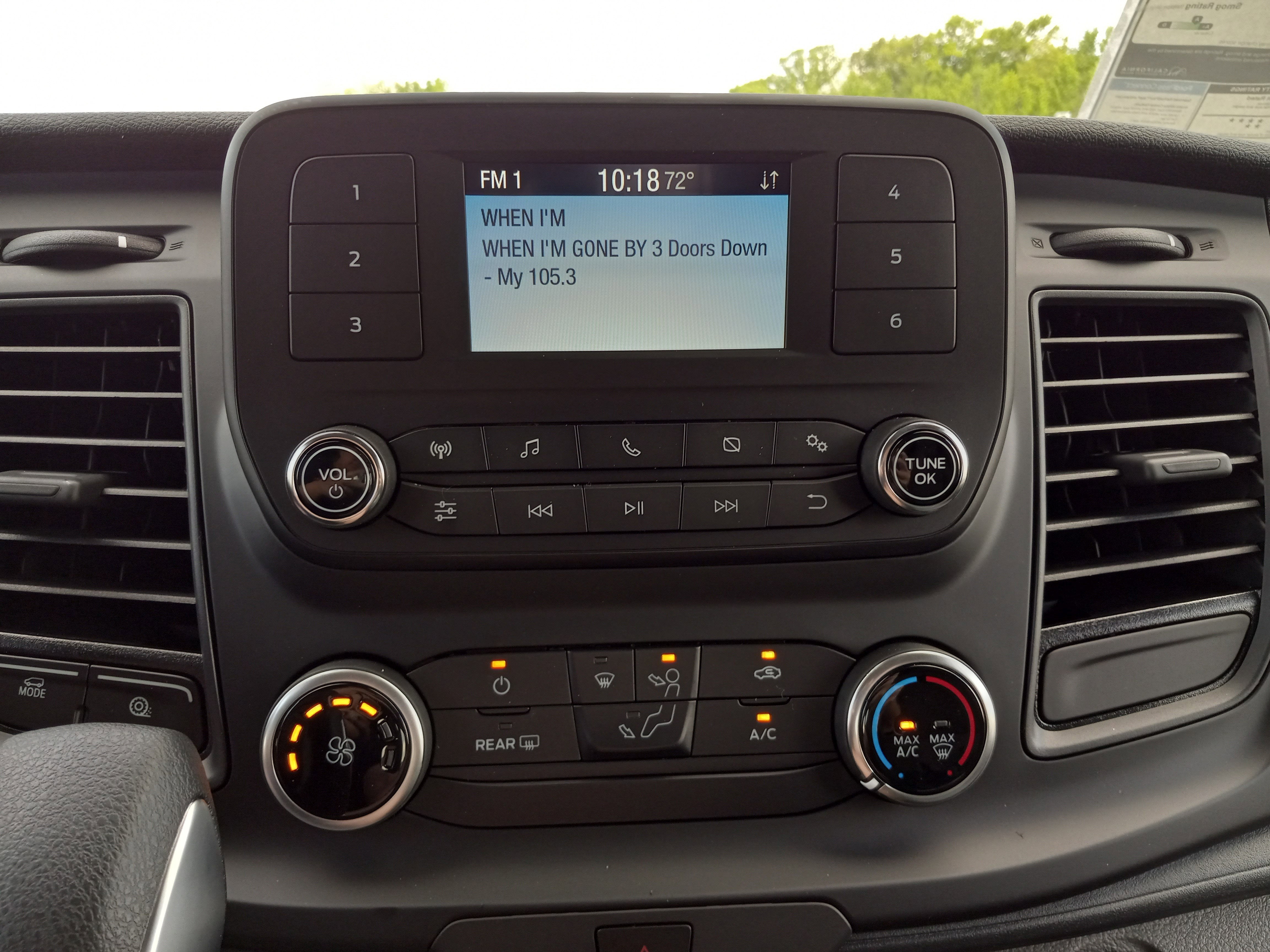 2025 Ford Transit Cargo Van T-250 148" Med Rf 9070 GVWR RWD