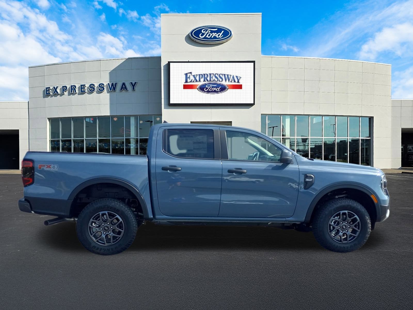 2025 Ford Ranger XLT 4WD SuperCrew 5' Box