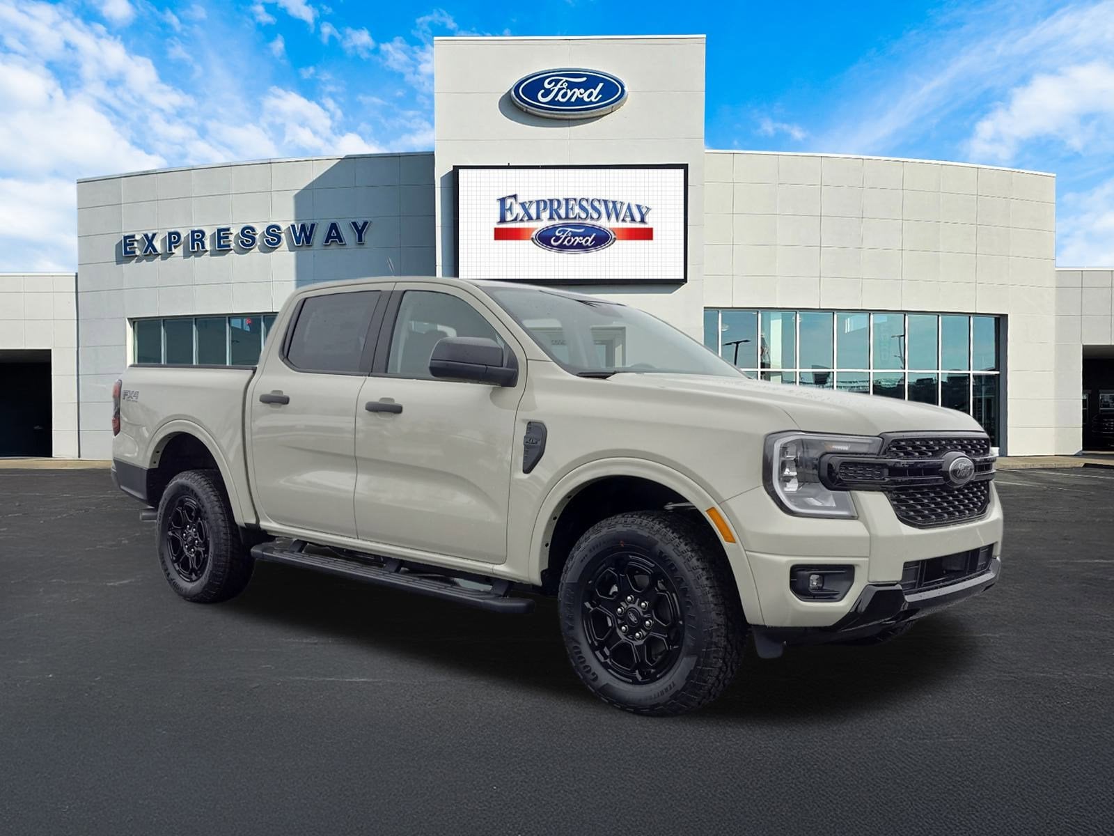 2025 Ford Ranger XLT 4WD SuperCrew 5' Box