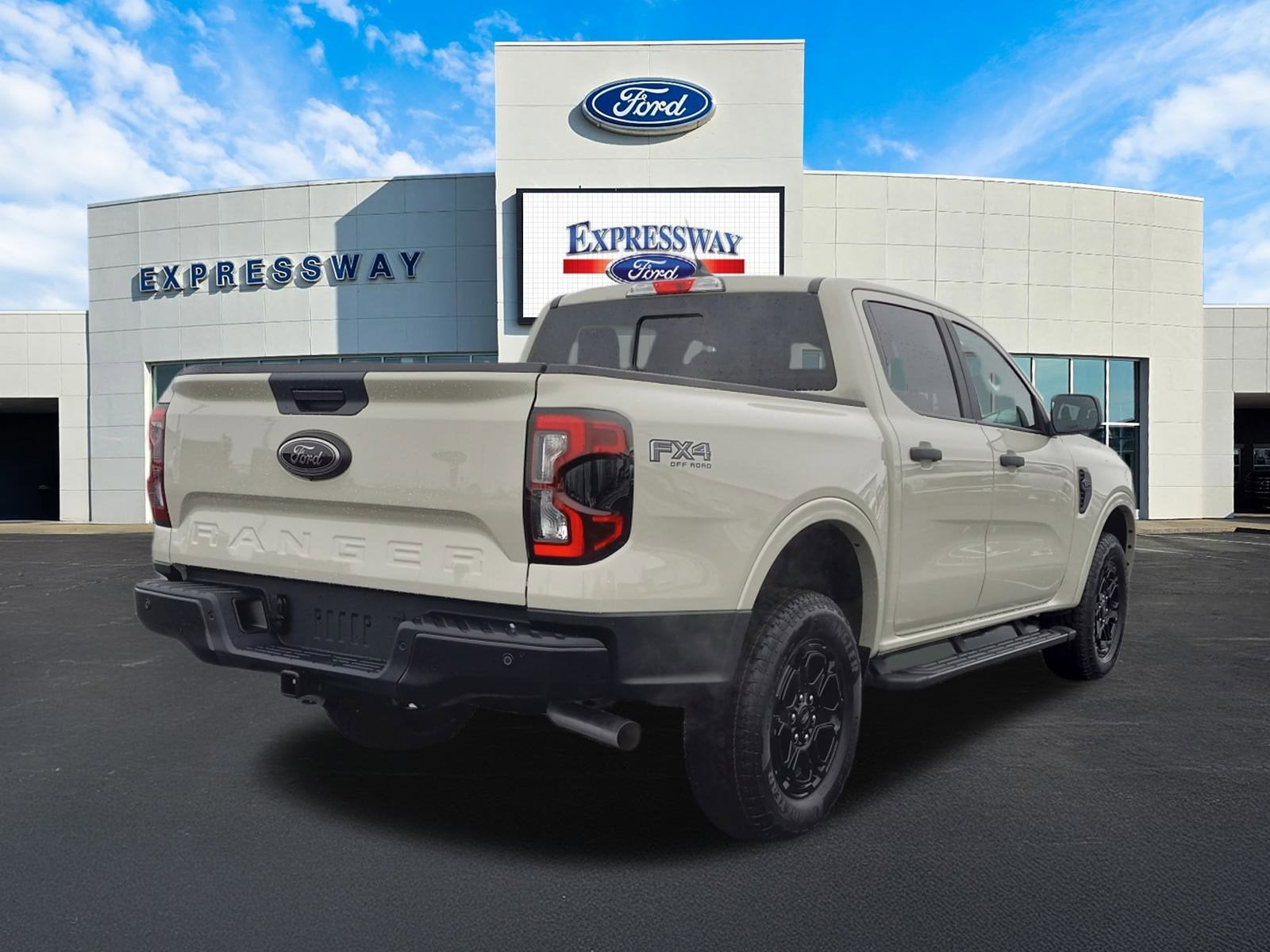 2025 Ford Ranger XLT 4WD SuperCrew 5' Box