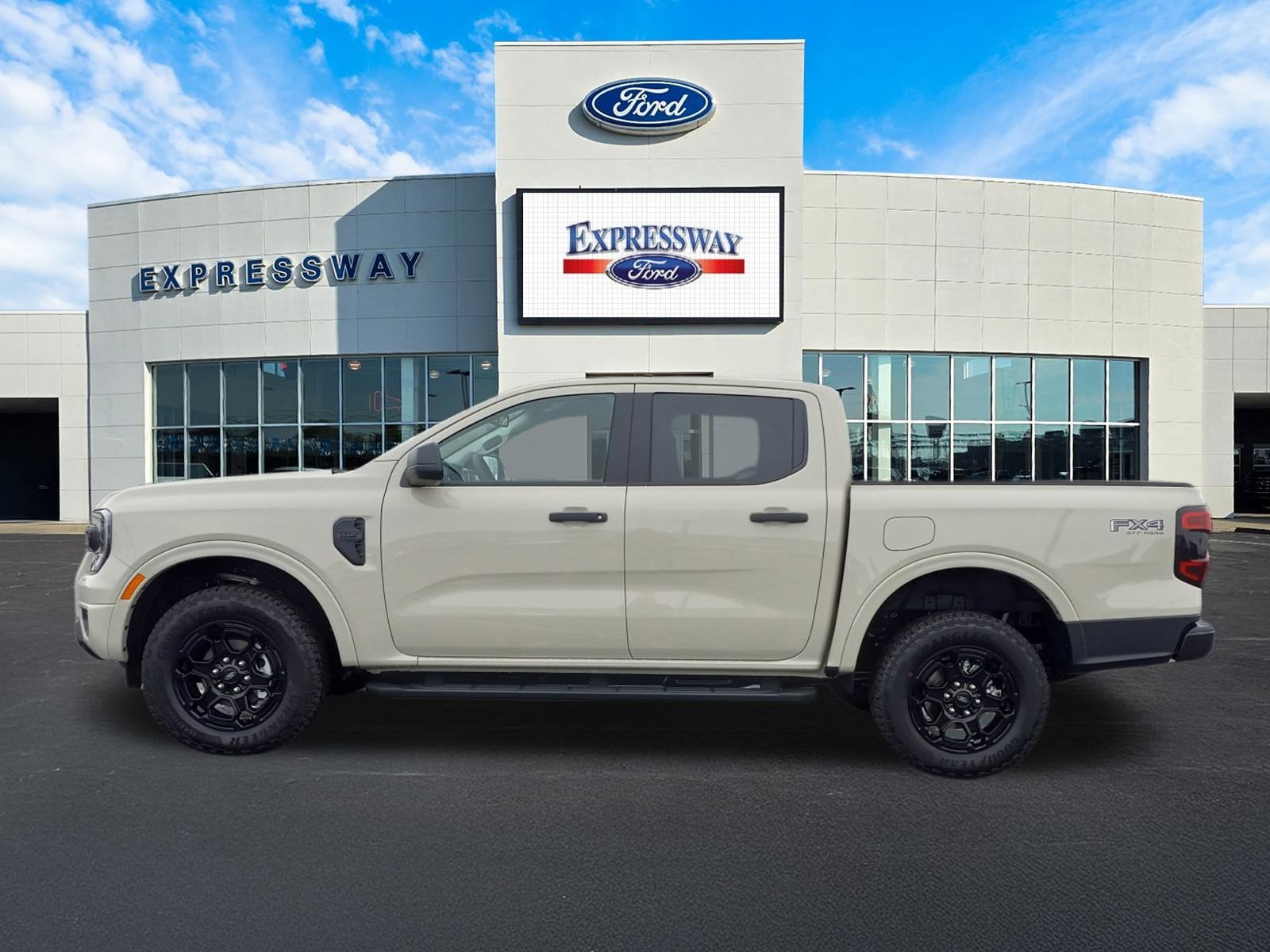 2025 Ford Ranger XLT 4WD SuperCrew 5' Box