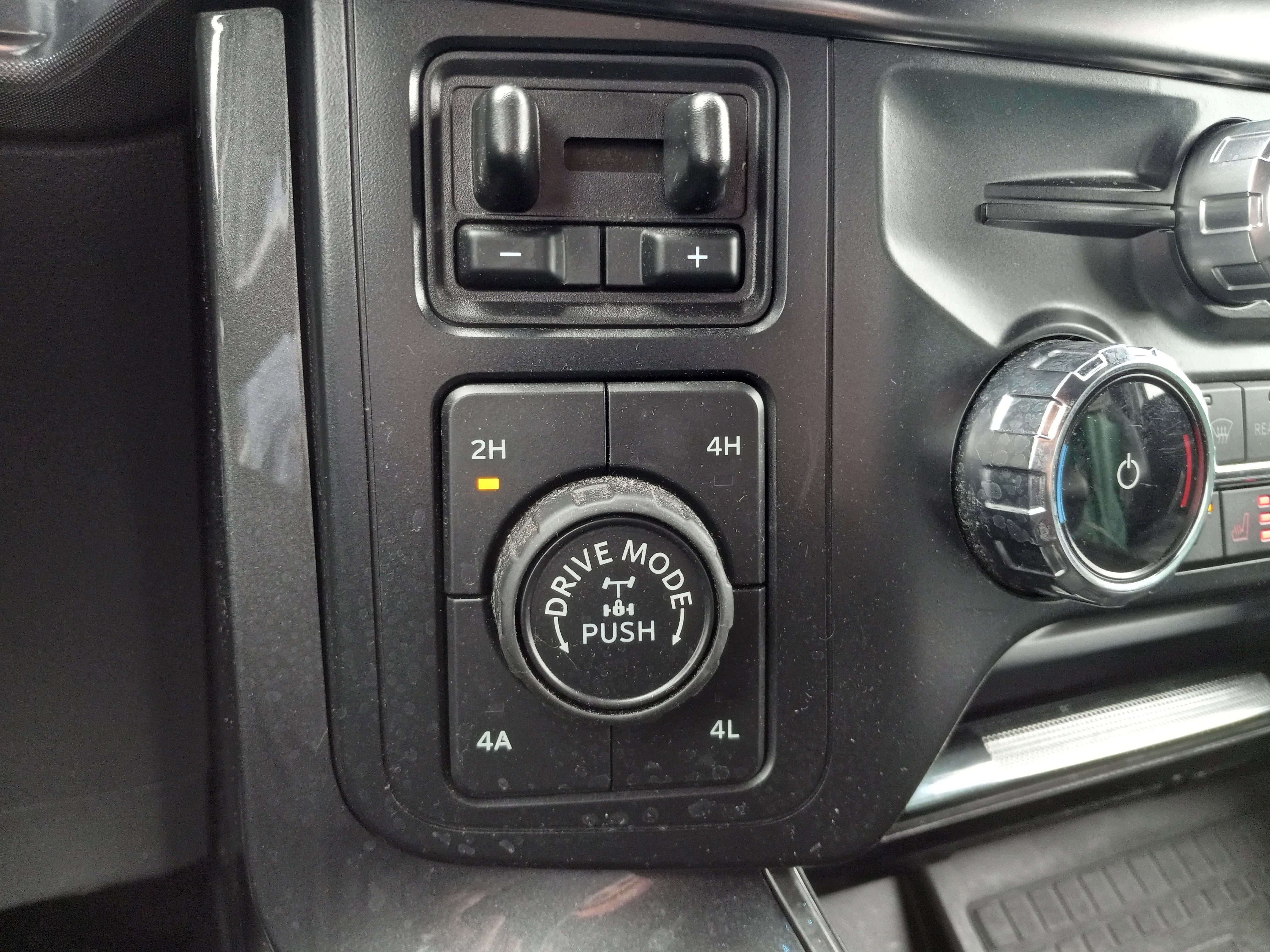 2022 Ford F-150 Tremor 4WD SuperCrew 5.5' Box