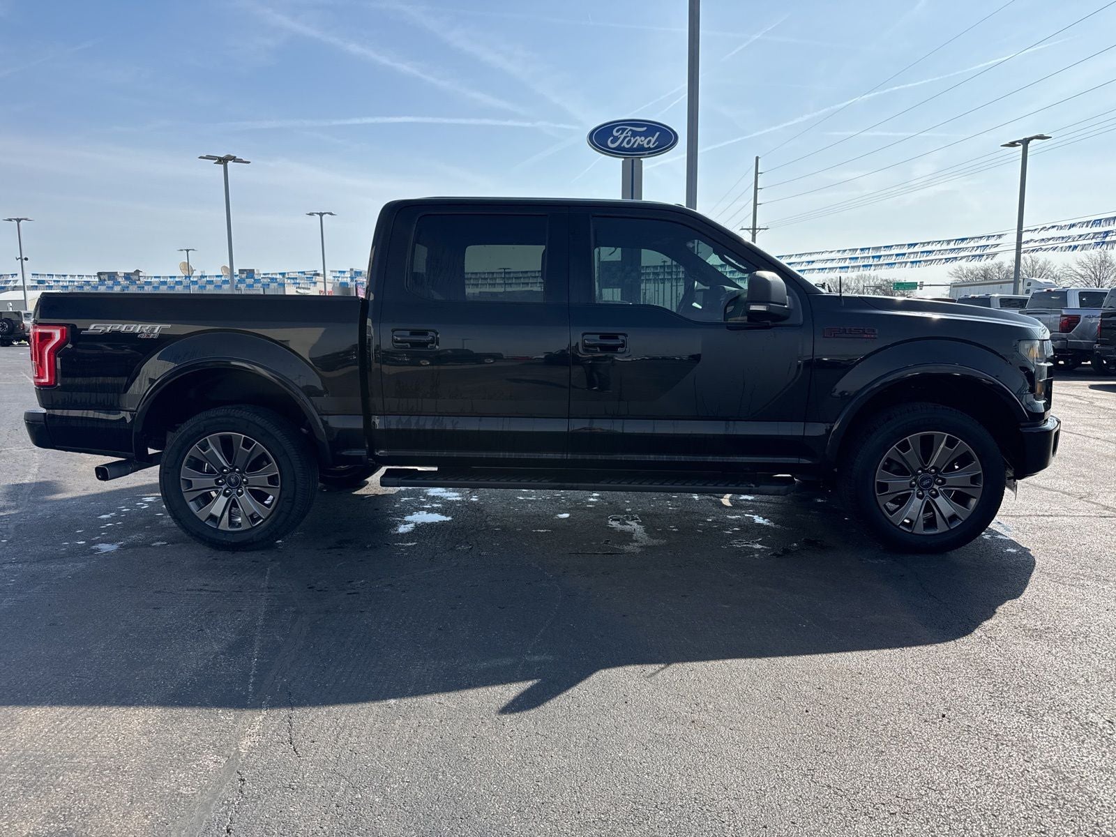 2016 Ford F-150 4WD SuperCrew 145" XLT