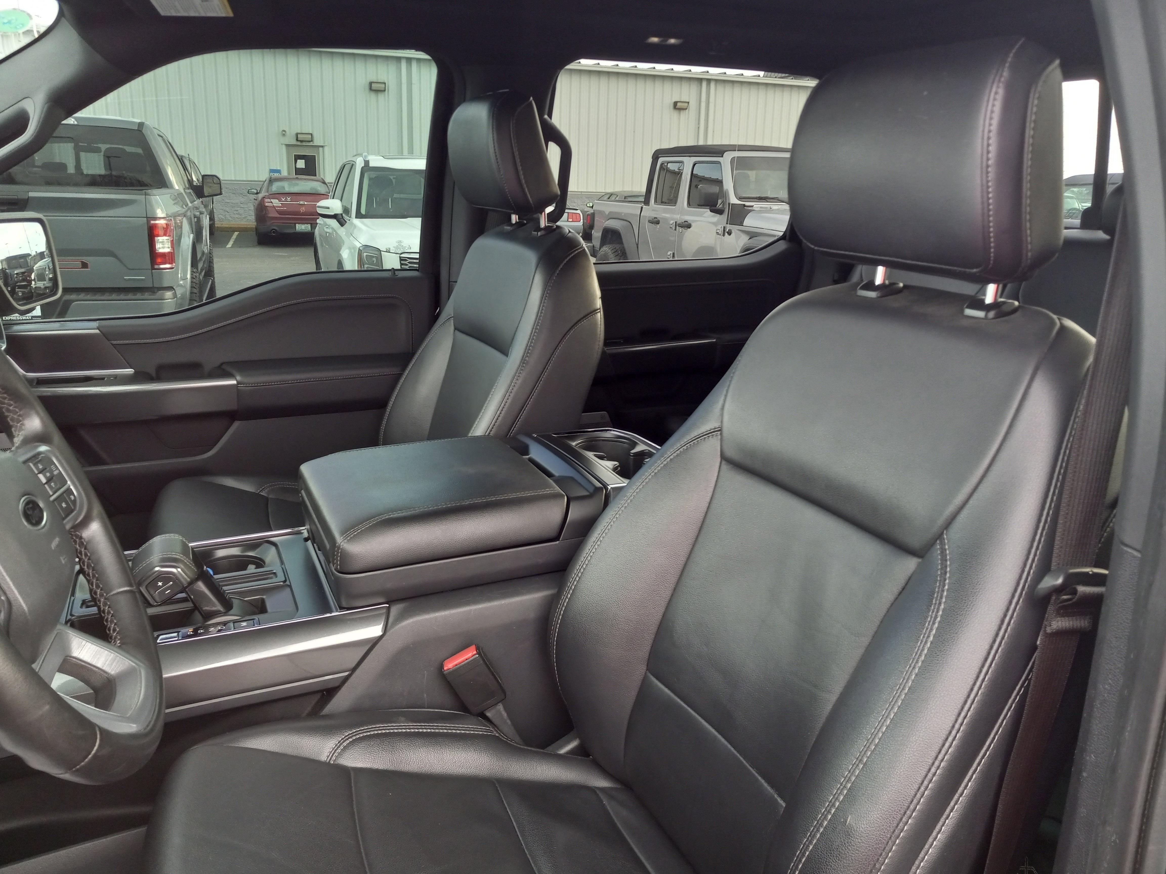 2023 Ford F-150 XL 4WD SuperCrew 5.5' Box