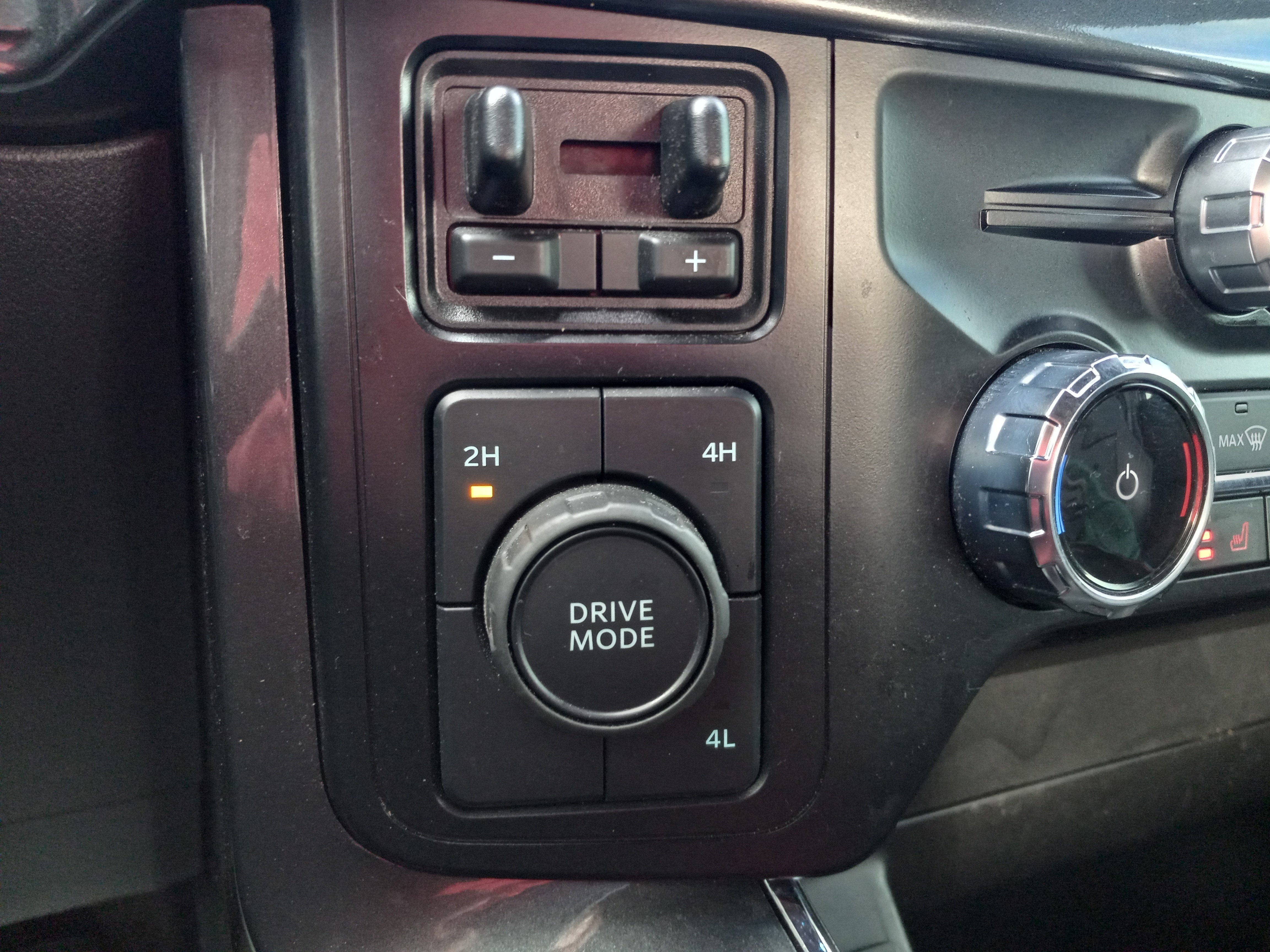 2023 Ford F-150 XL 4WD SuperCrew 5.5' Box