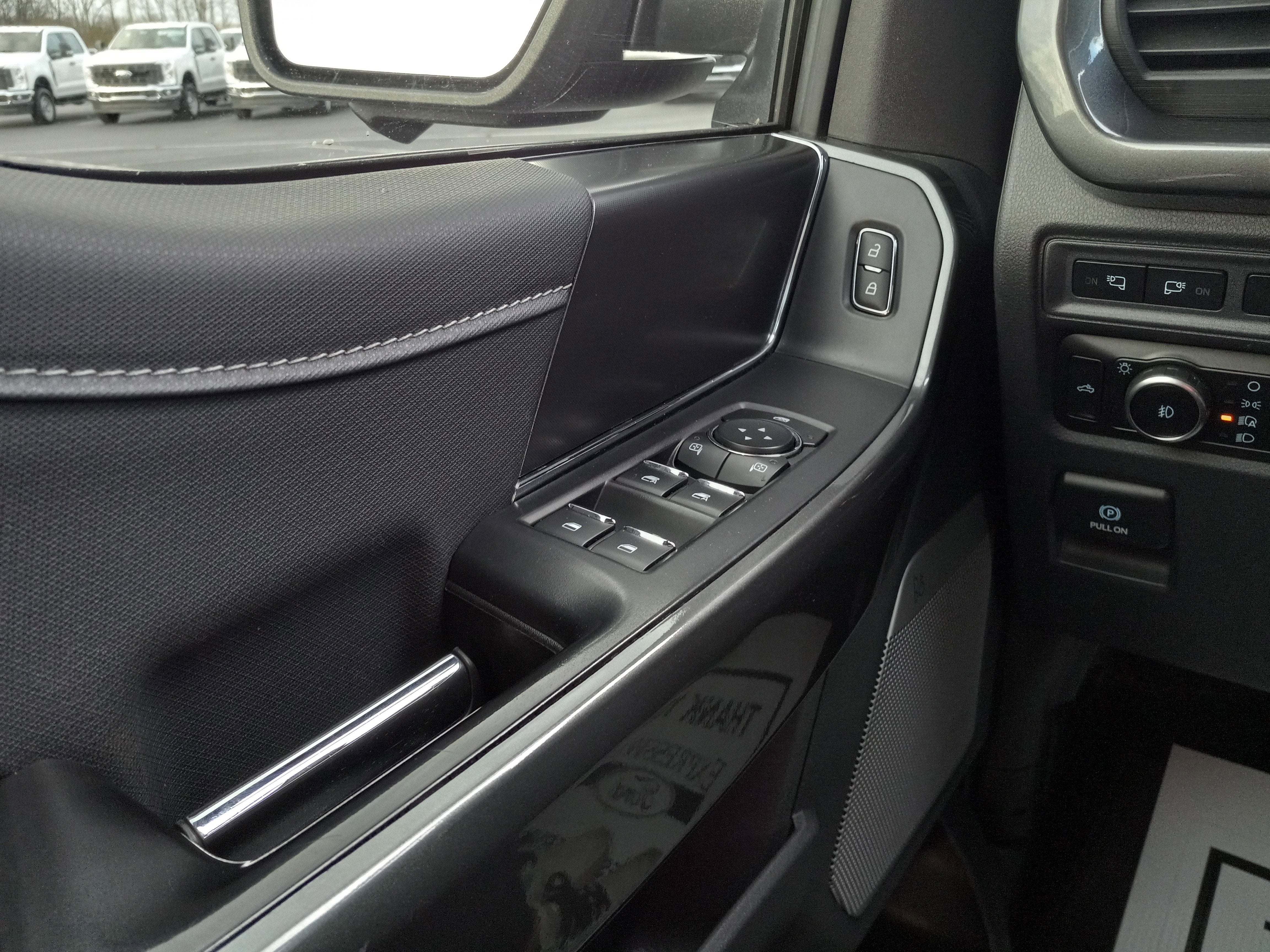 2023 Ford F-150 XL 4WD SuperCrew 5.5' Box