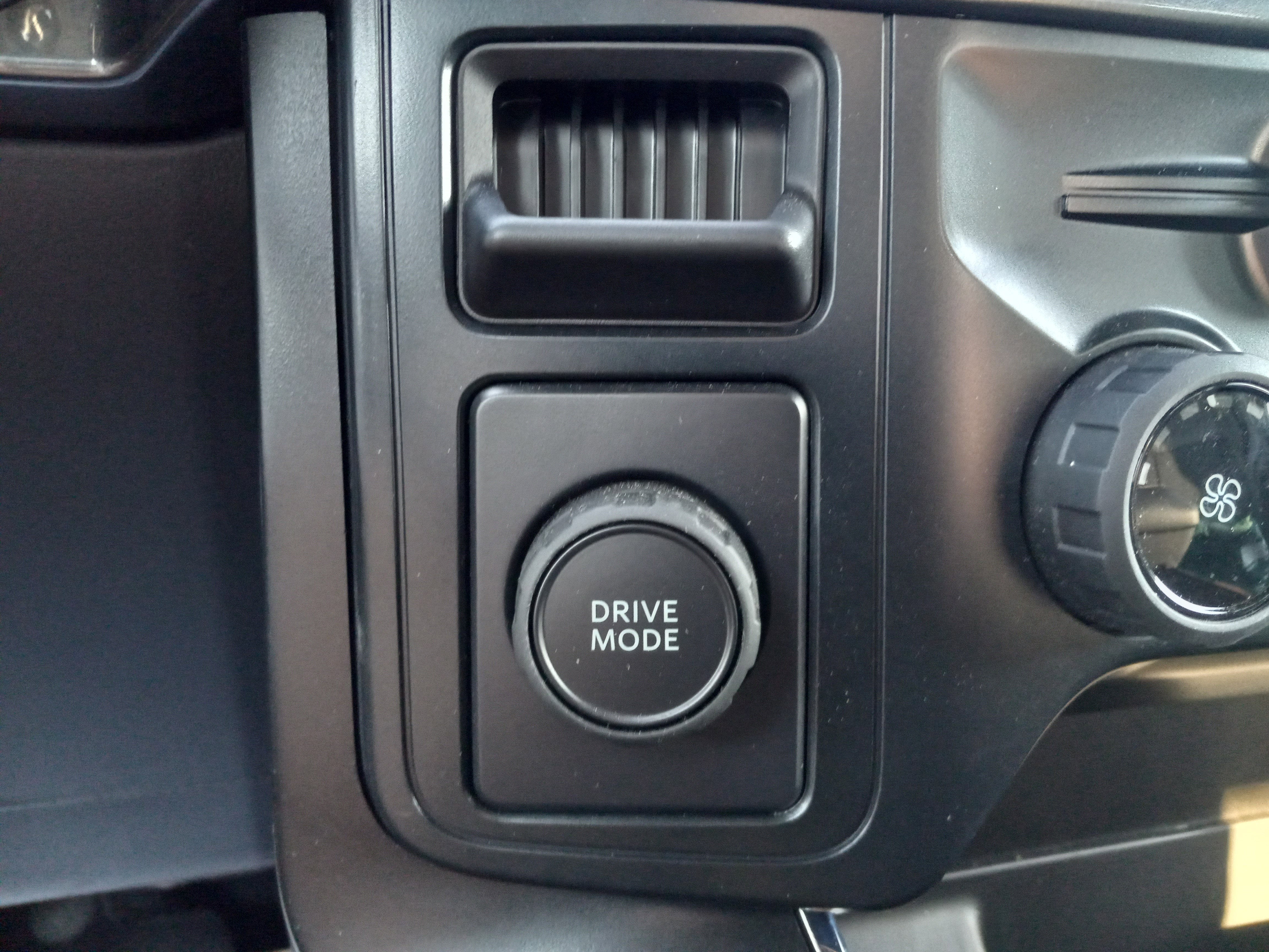 2025 Ford F-150 STX 2WD SuperCrew 5.5' Box