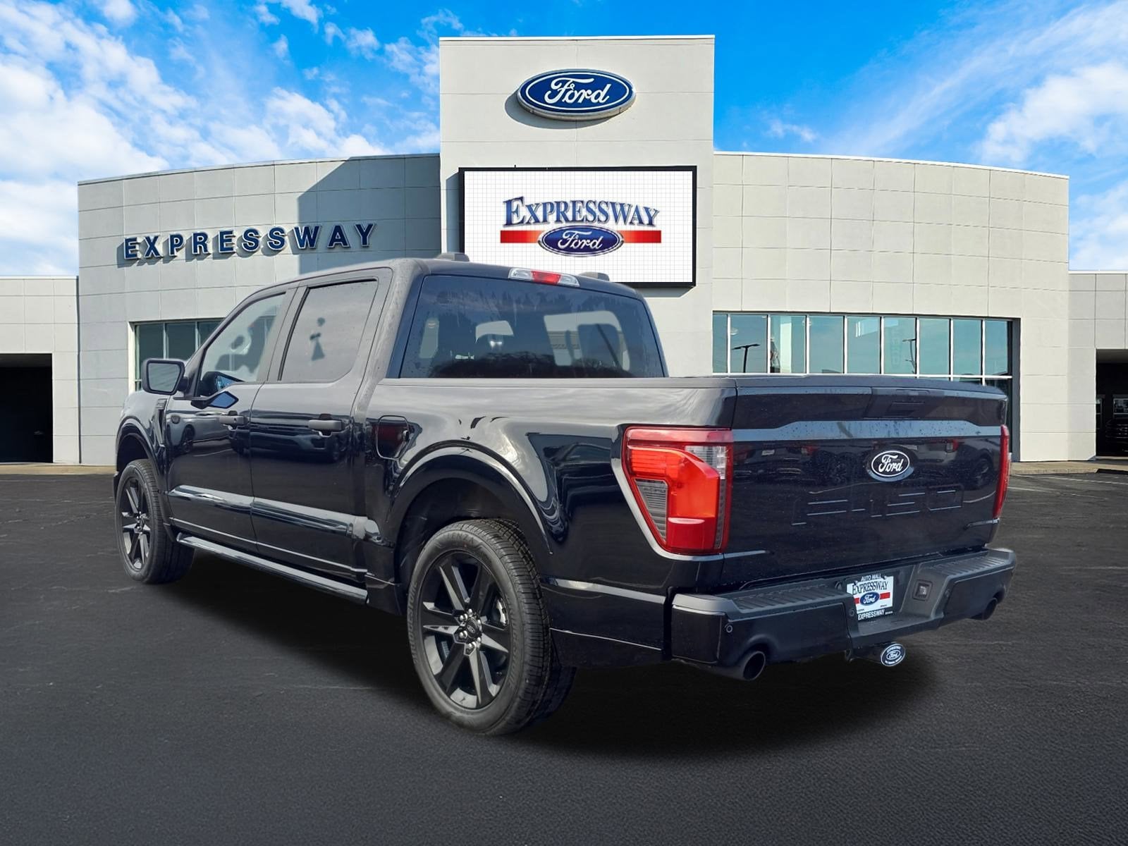 2026 Ford F-150 STX 4WD SuperCrew 5.5' Box