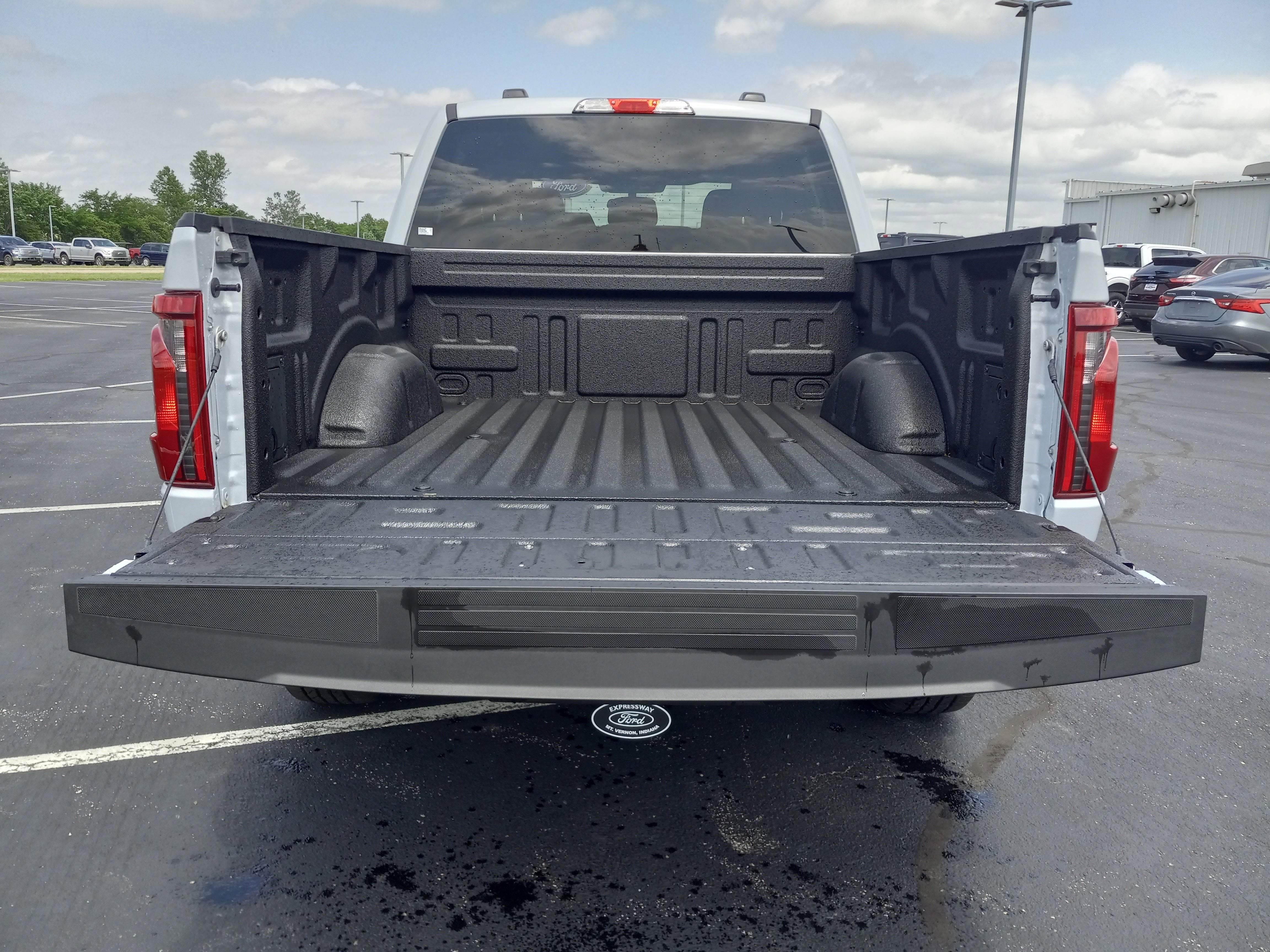 2025 Ford F-150 STX 4WD SuperCrew 5.5' Box