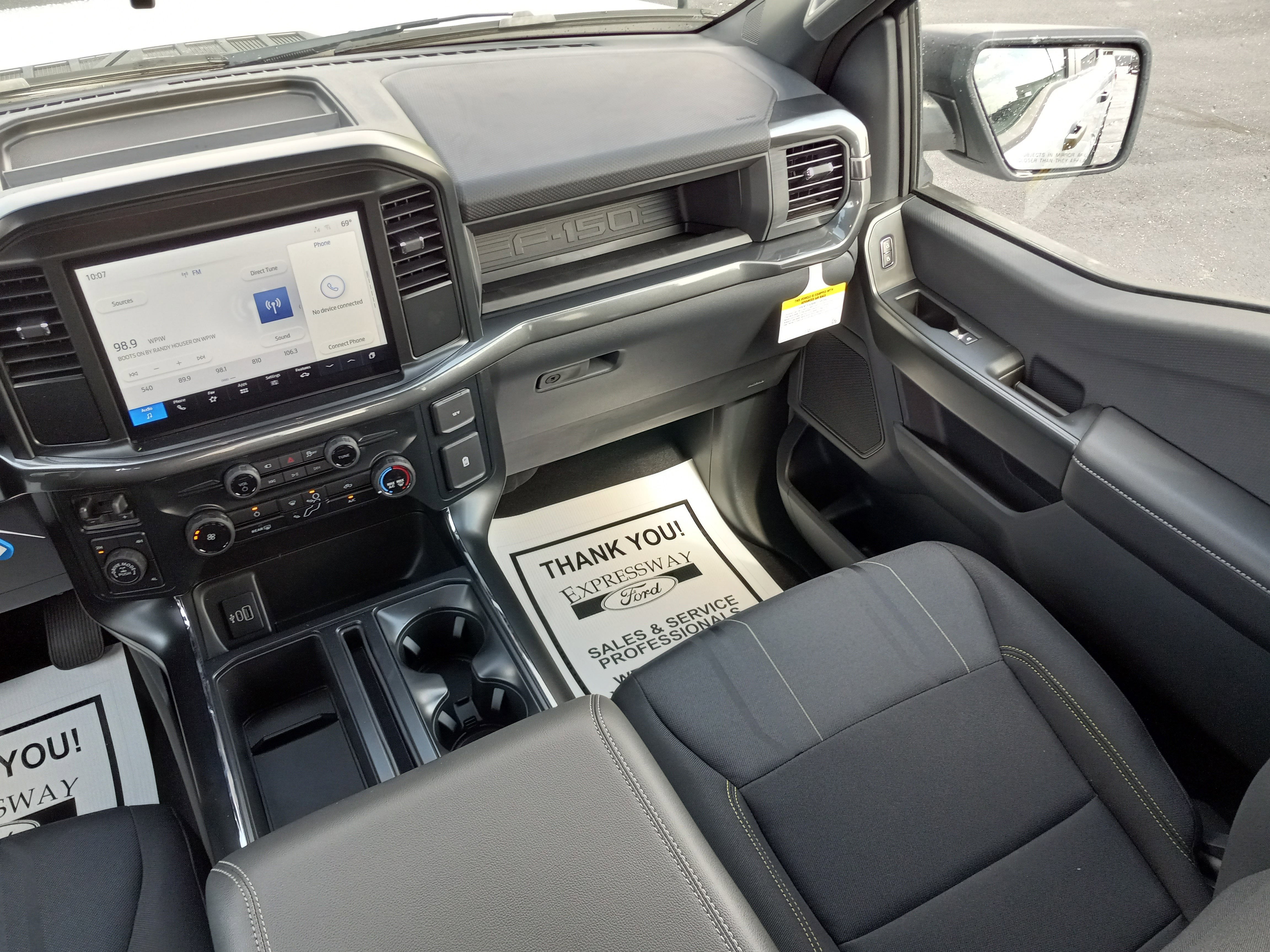 2025 Ford F-150 STX 4WD SuperCrew 5.5' Box