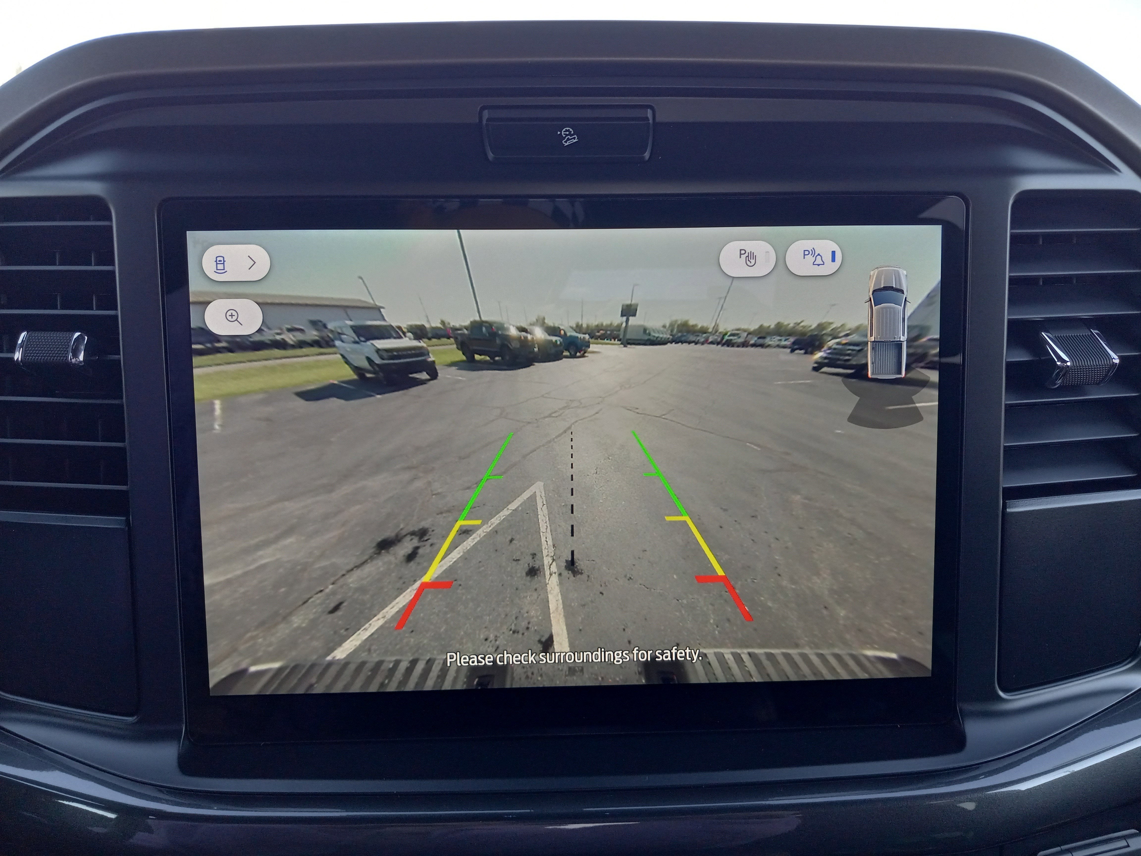 2025 Ford F-150 STX 4WD SuperCrew 5.5' Box