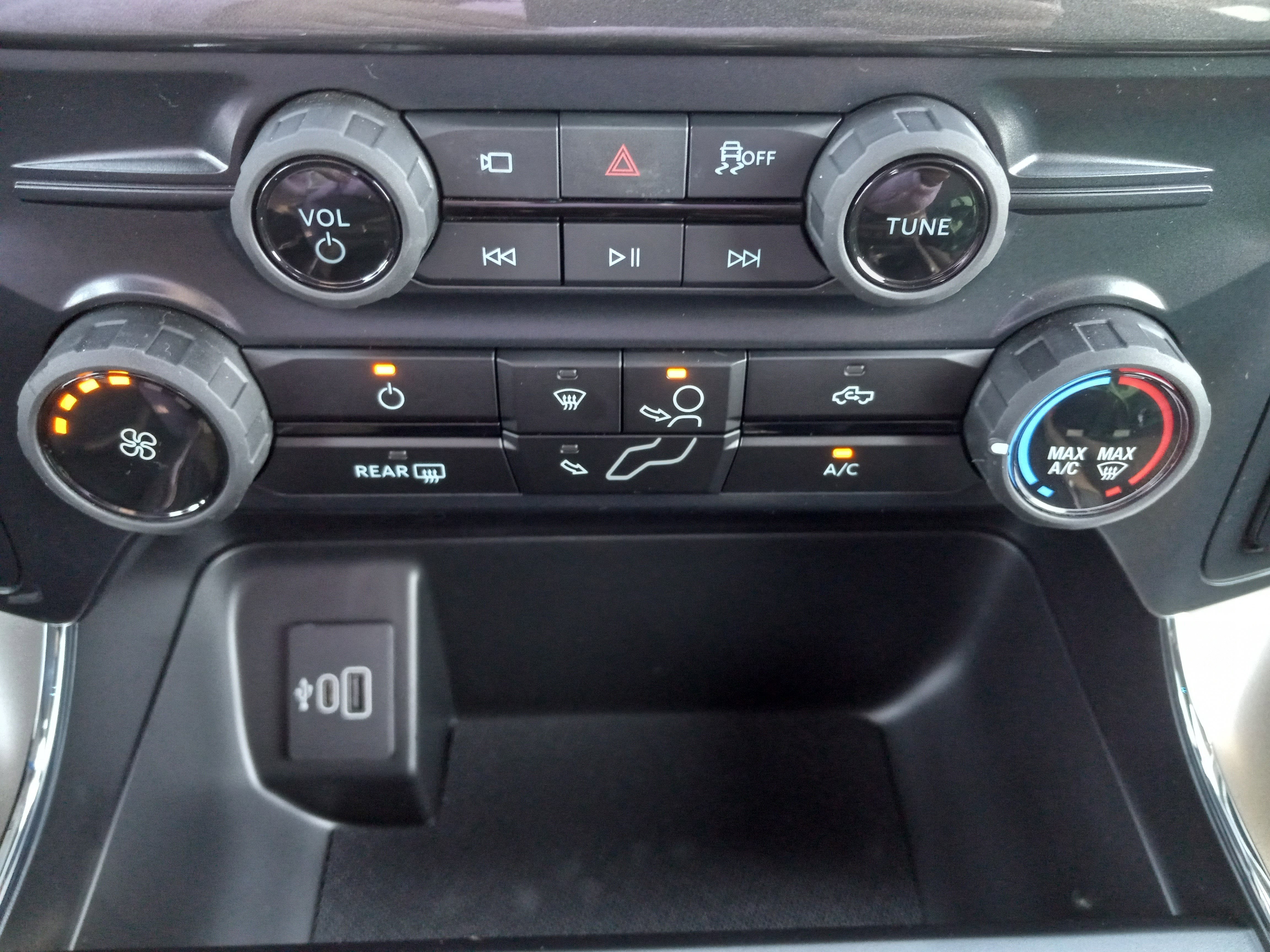 2025 Ford F-150 STX 4WD SuperCrew 5.5' Box