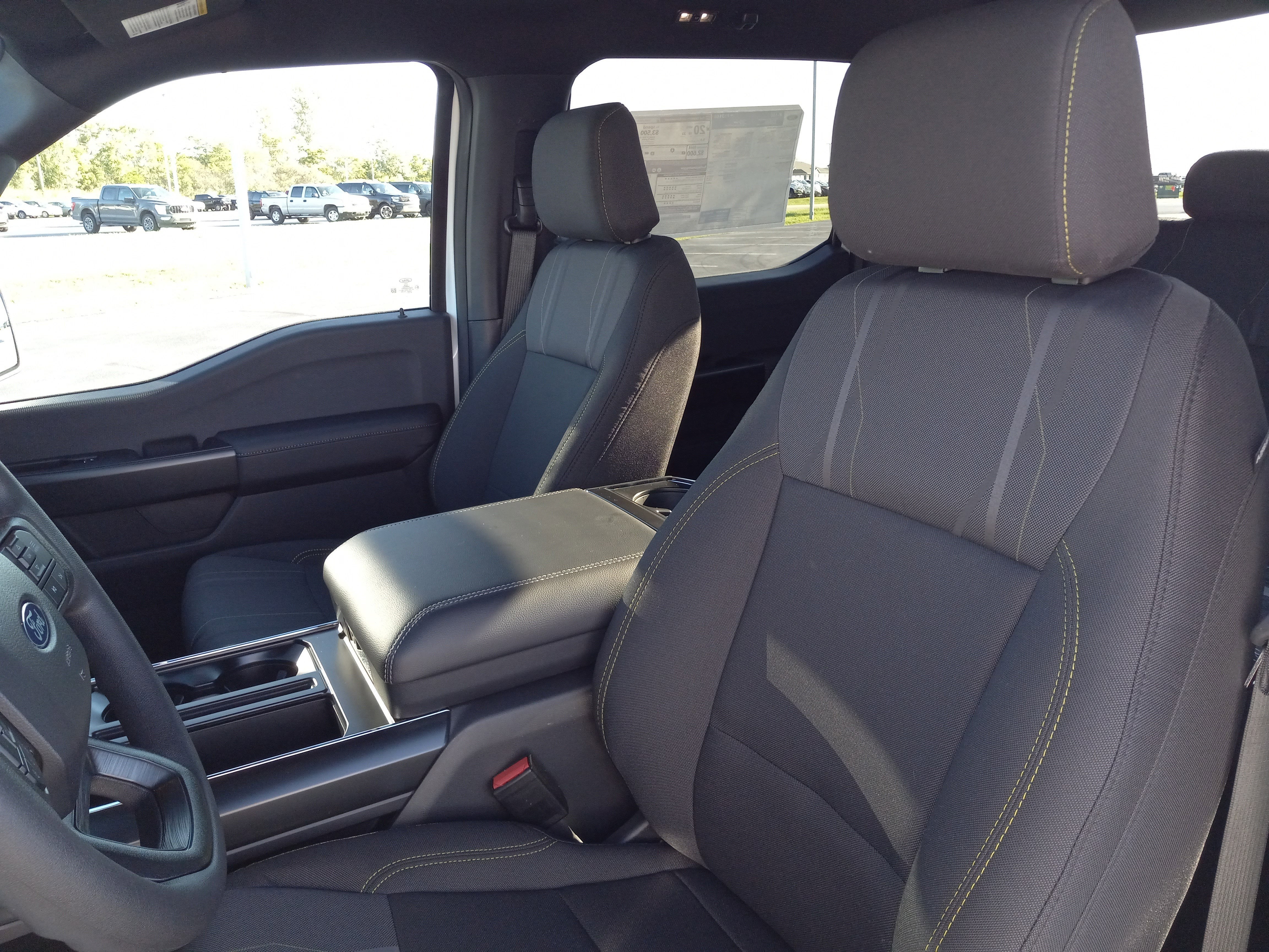 2025 Ford F-150 STX 4WD SuperCrew 5.5' Box