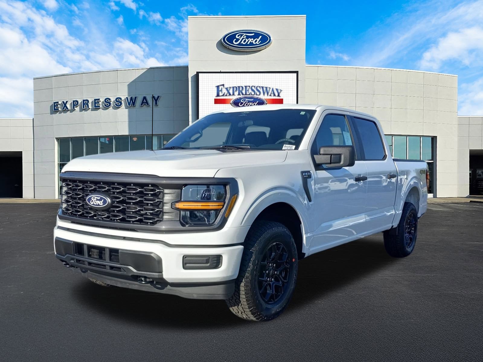 2025 Ford F-150 STX 4WD SuperCrew 5.5' Box
