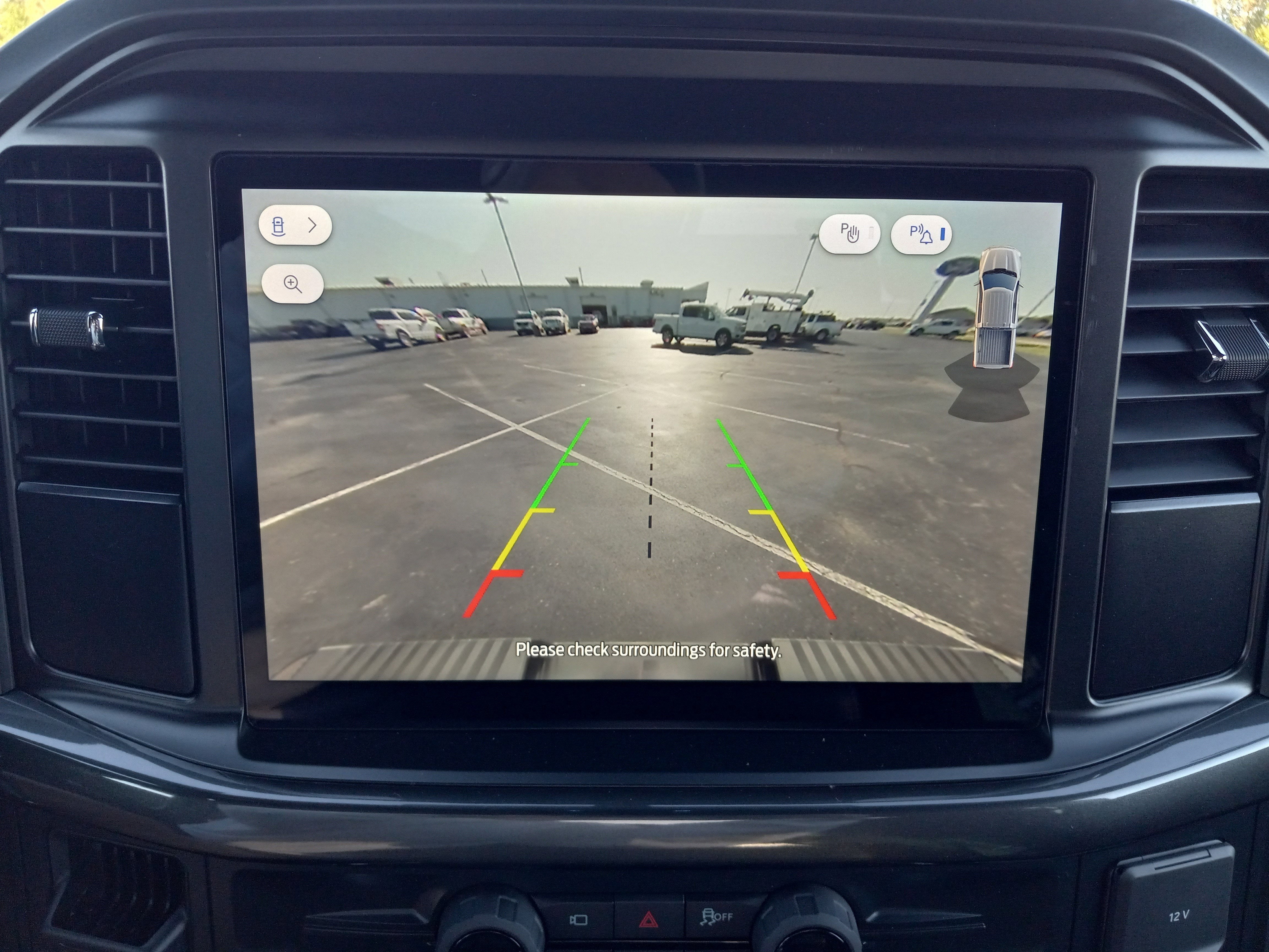 2025 Ford F-150 STX 4WD SuperCrew 5.5' Box