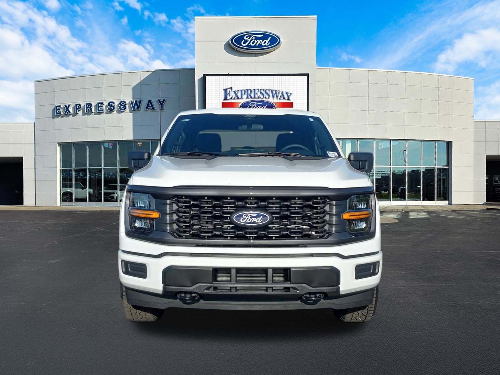 2025 Ford F-150 STX 4WD SuperCrew 5.5' Box