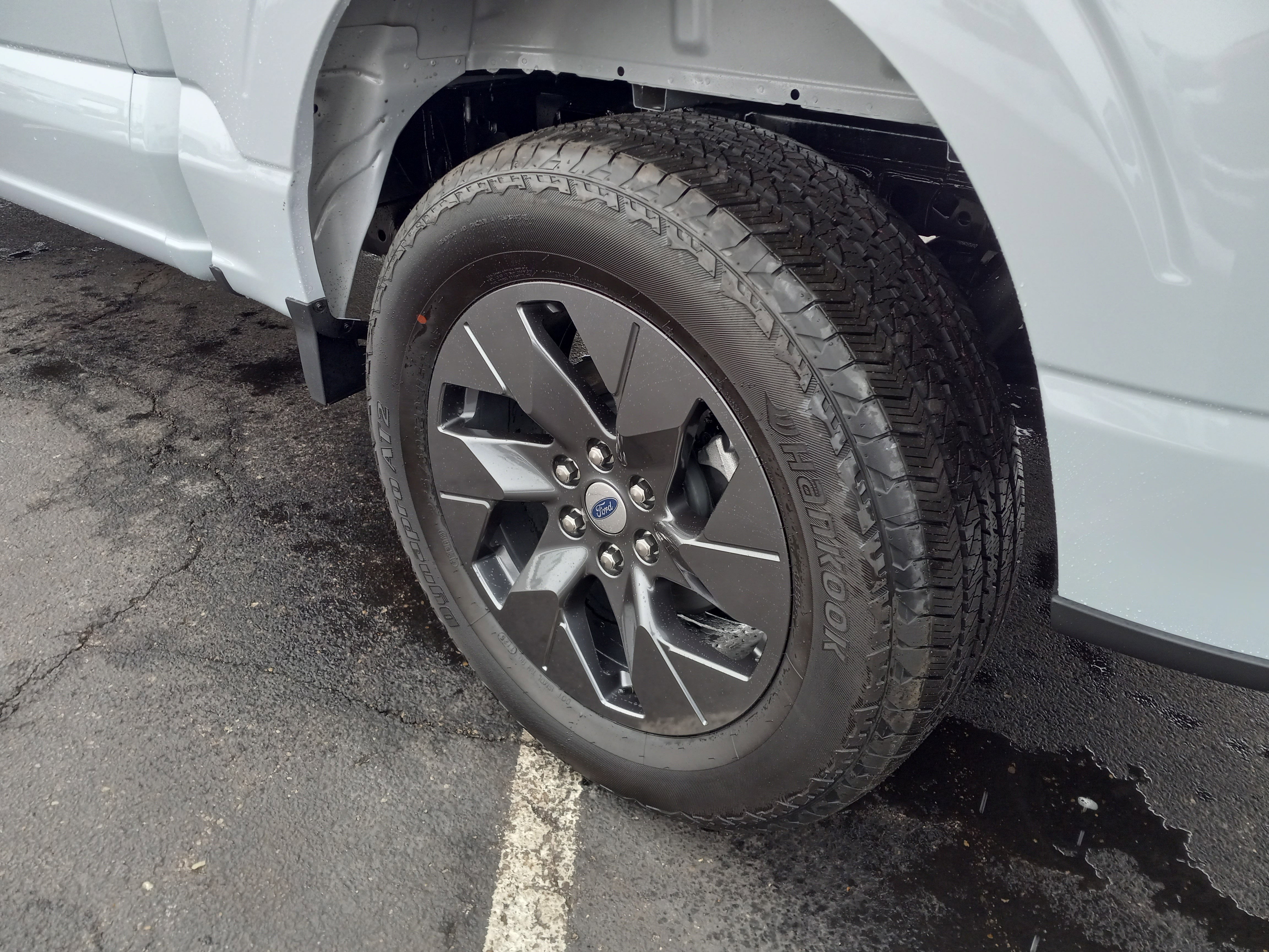 2025 Ford F-150 STX 4WD SuperCrew 5.5' Box