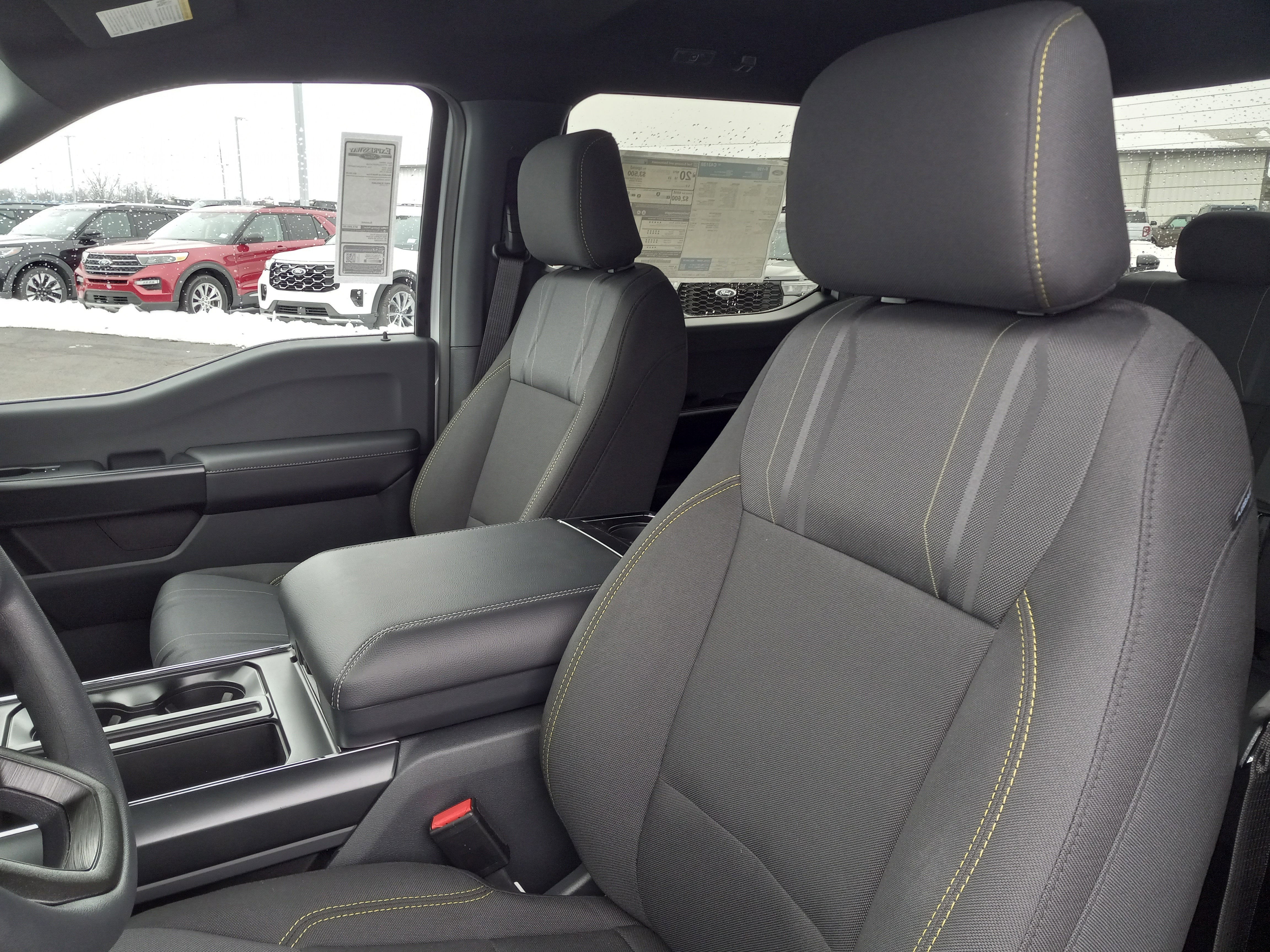 2025 Ford F-150 STX 4WD SuperCrew 5.5' Box