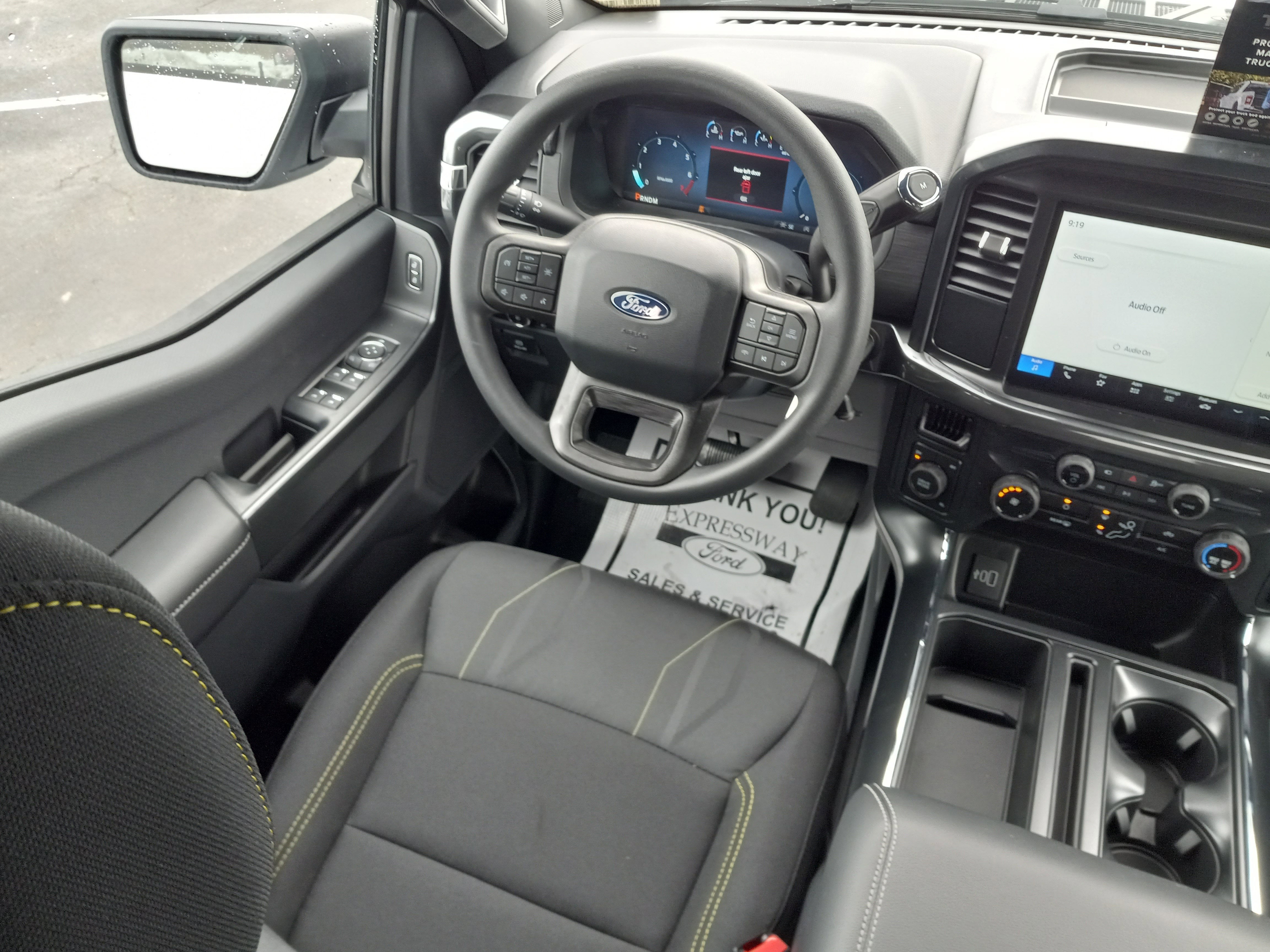 2025 Ford F-150 STX 4WD SuperCrew 5.5' Box