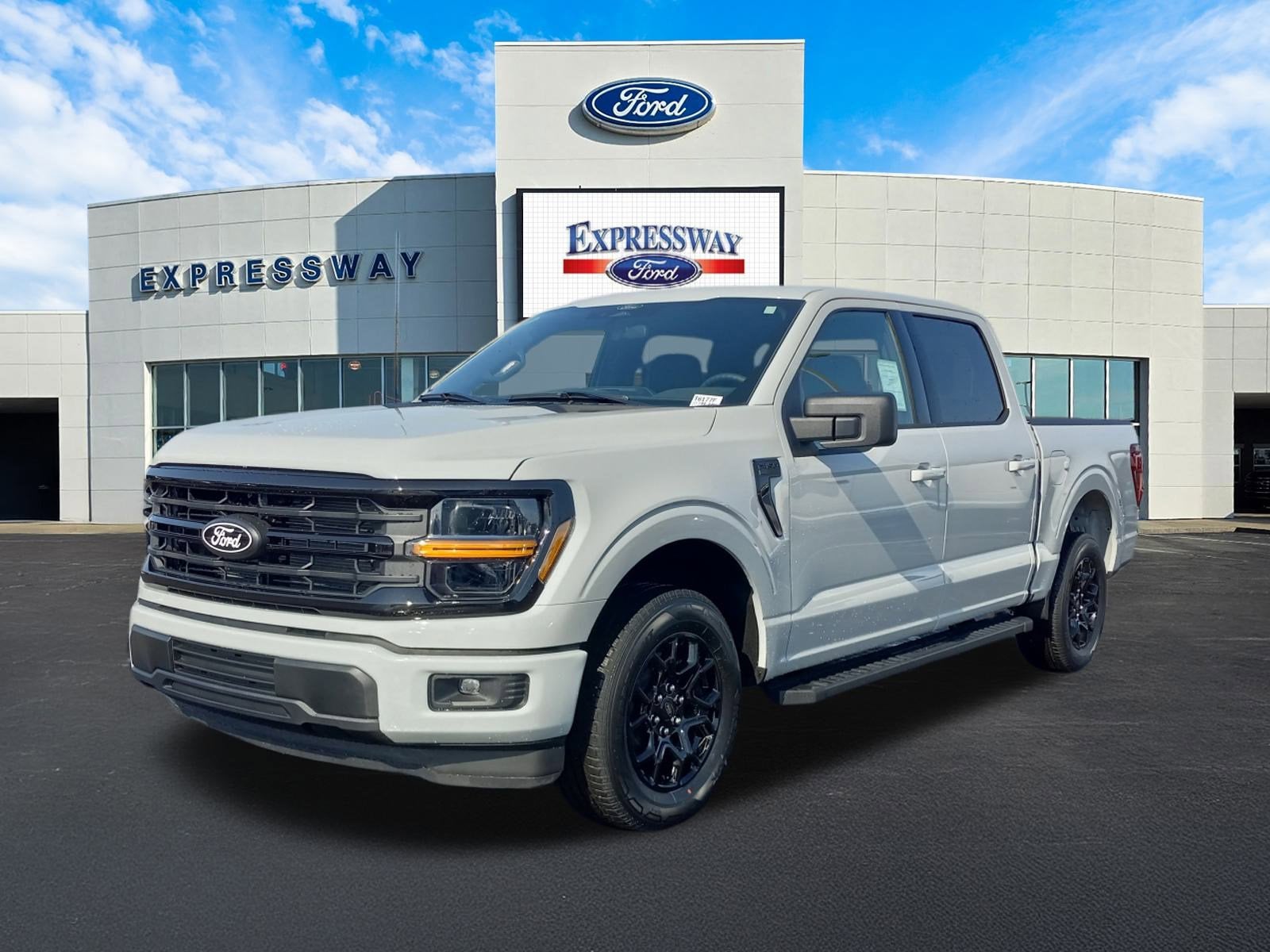 2026 Ford F-150 XLT 2WD SuperCrew 5.5' Box