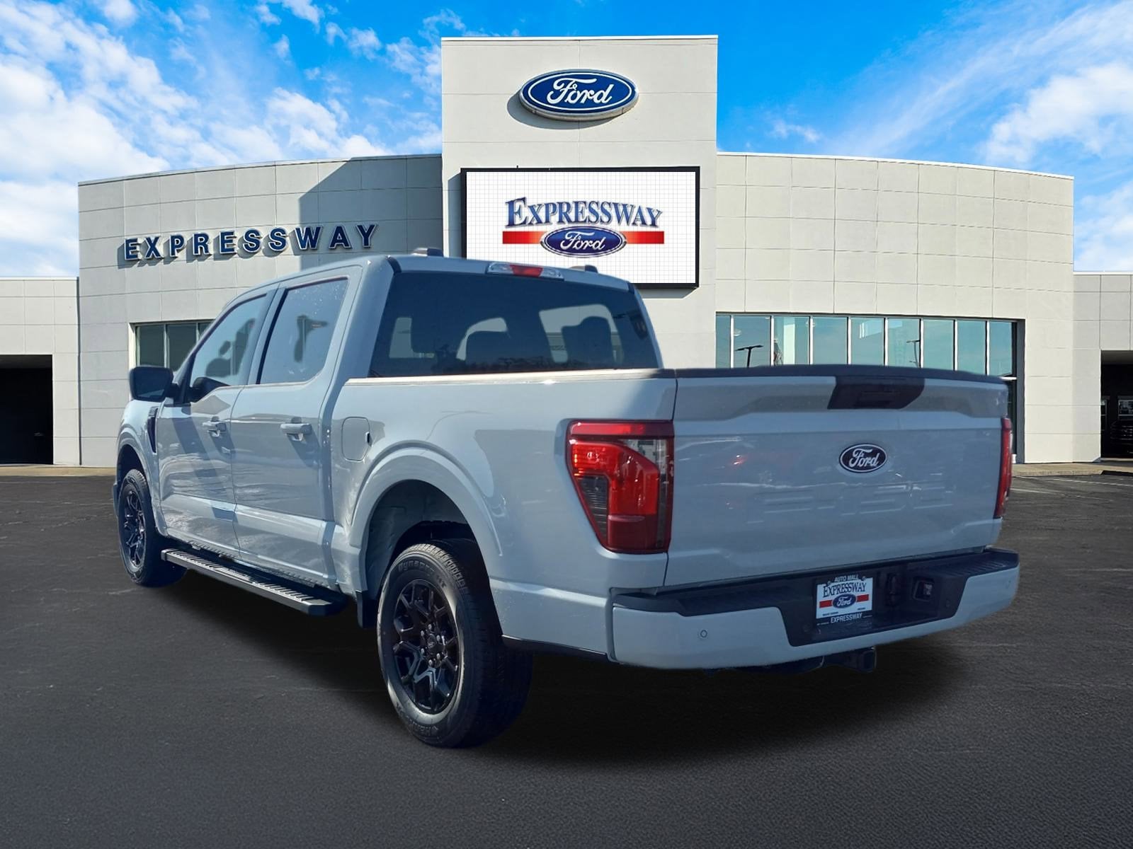2026 Ford F-150 XLT 2WD SuperCrew 5.5' Box