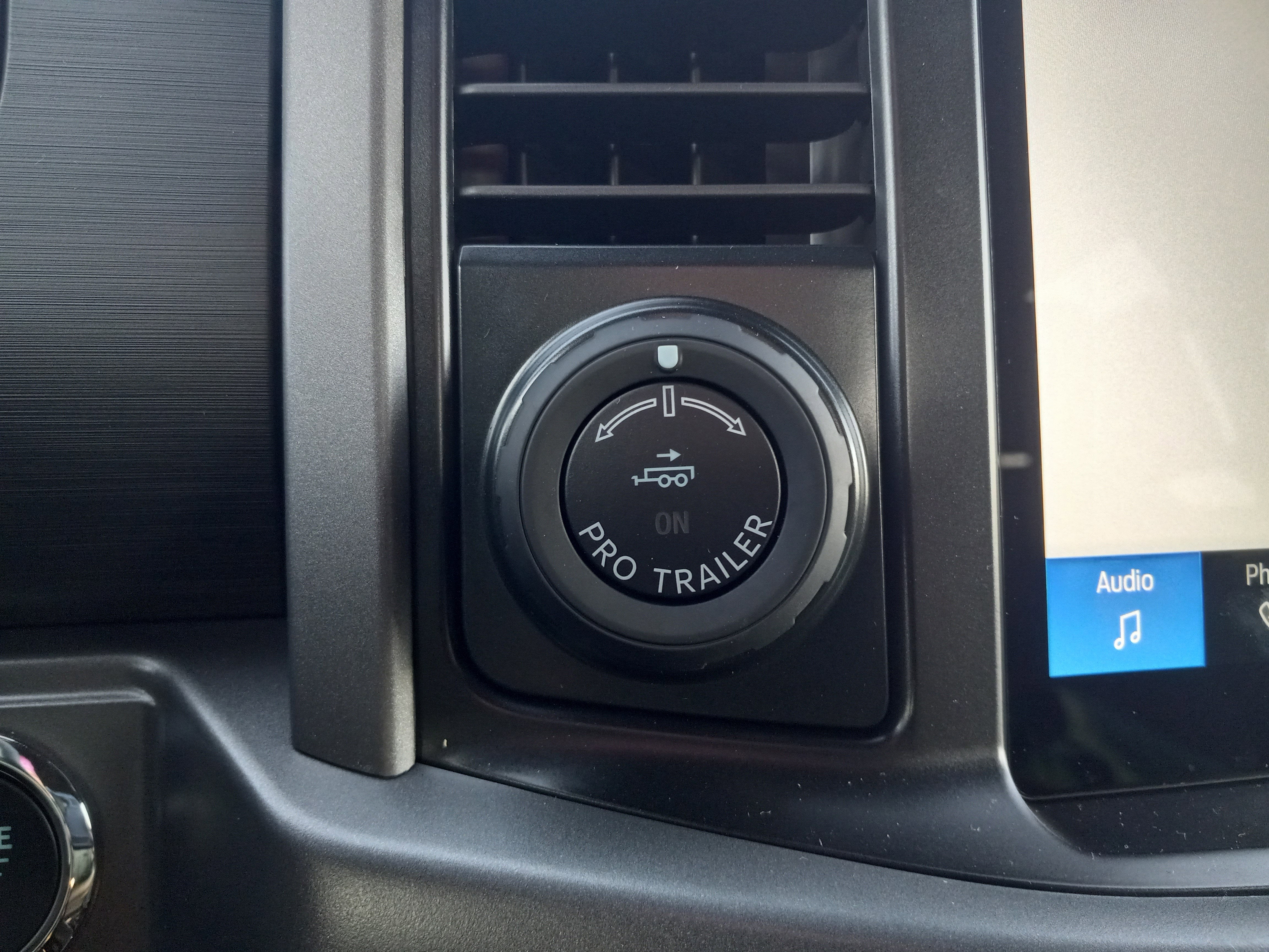 2025 Ford F-150 XLT 4WD SuperCrew 5.5' Box