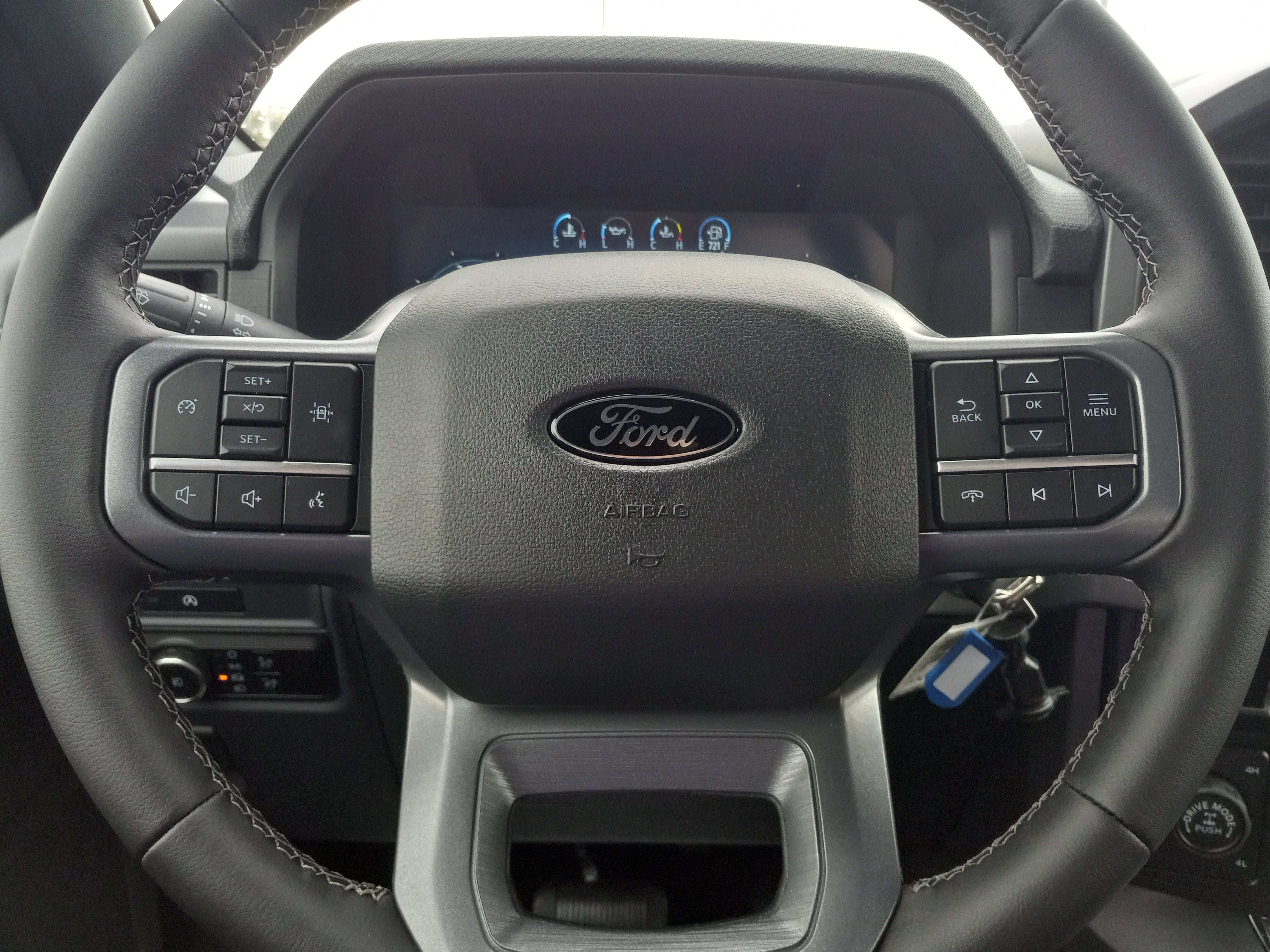 2025 Ford F-150 XLT 4WD SuperCrew 5.5' Box