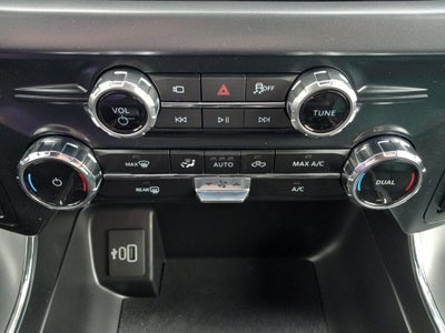 2025 Ford F-150 XLT 4WD SuperCrew 5.5' Box